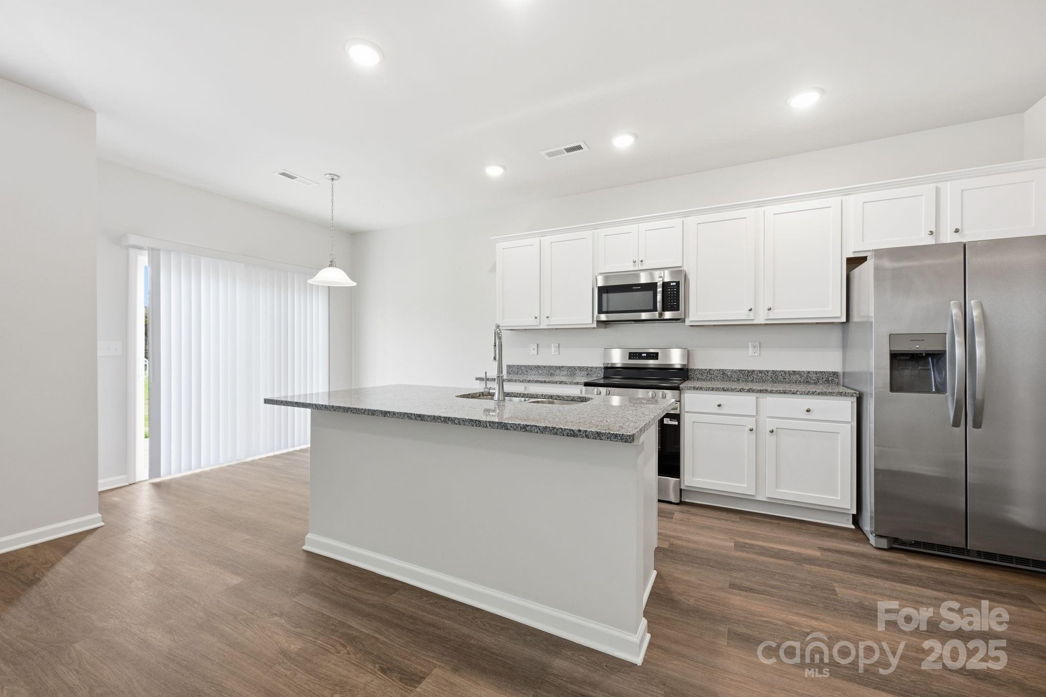 129 Pumice Drive Property Photo 3