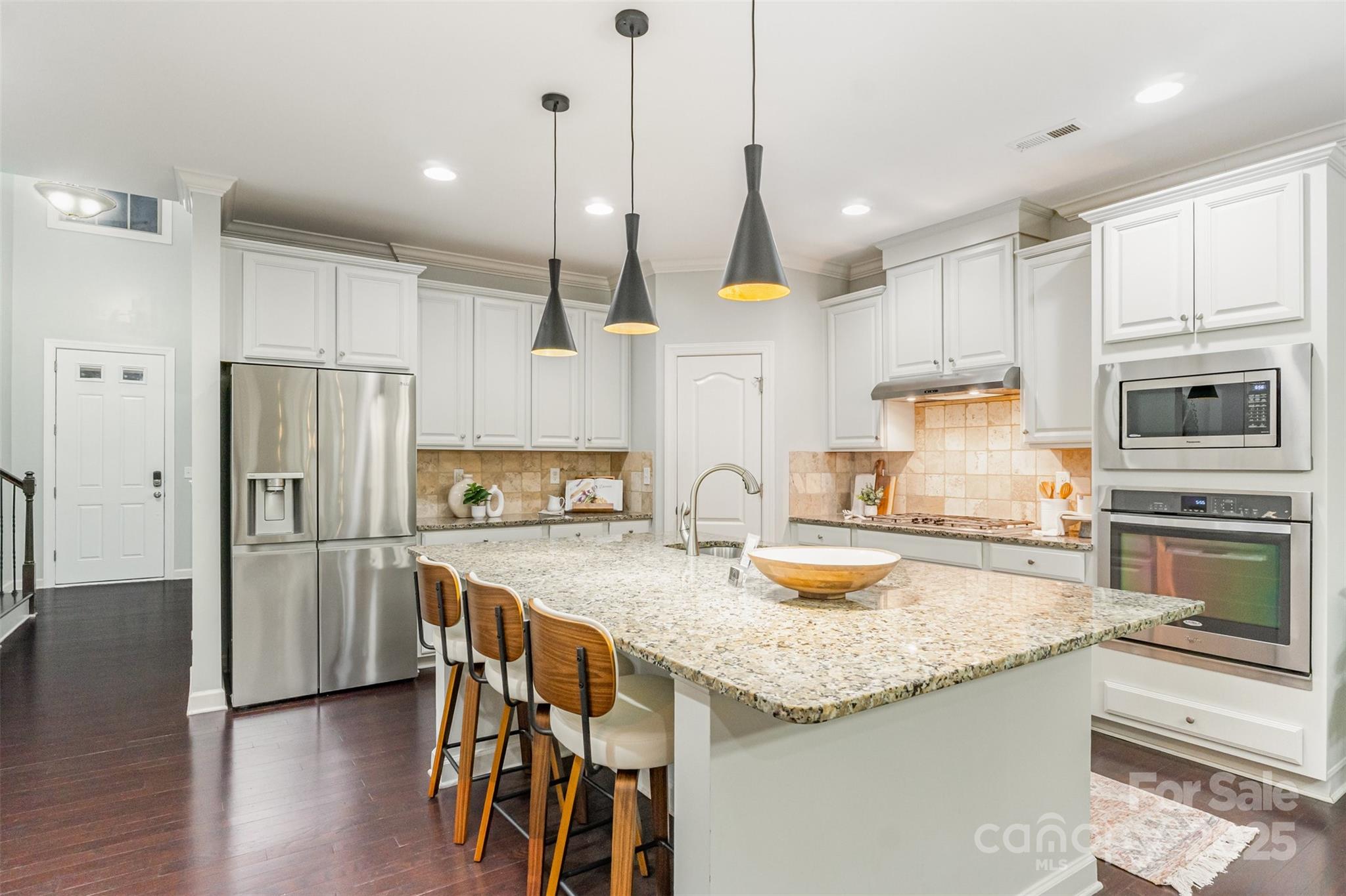 1331 Cilantro Court Property Photo 6