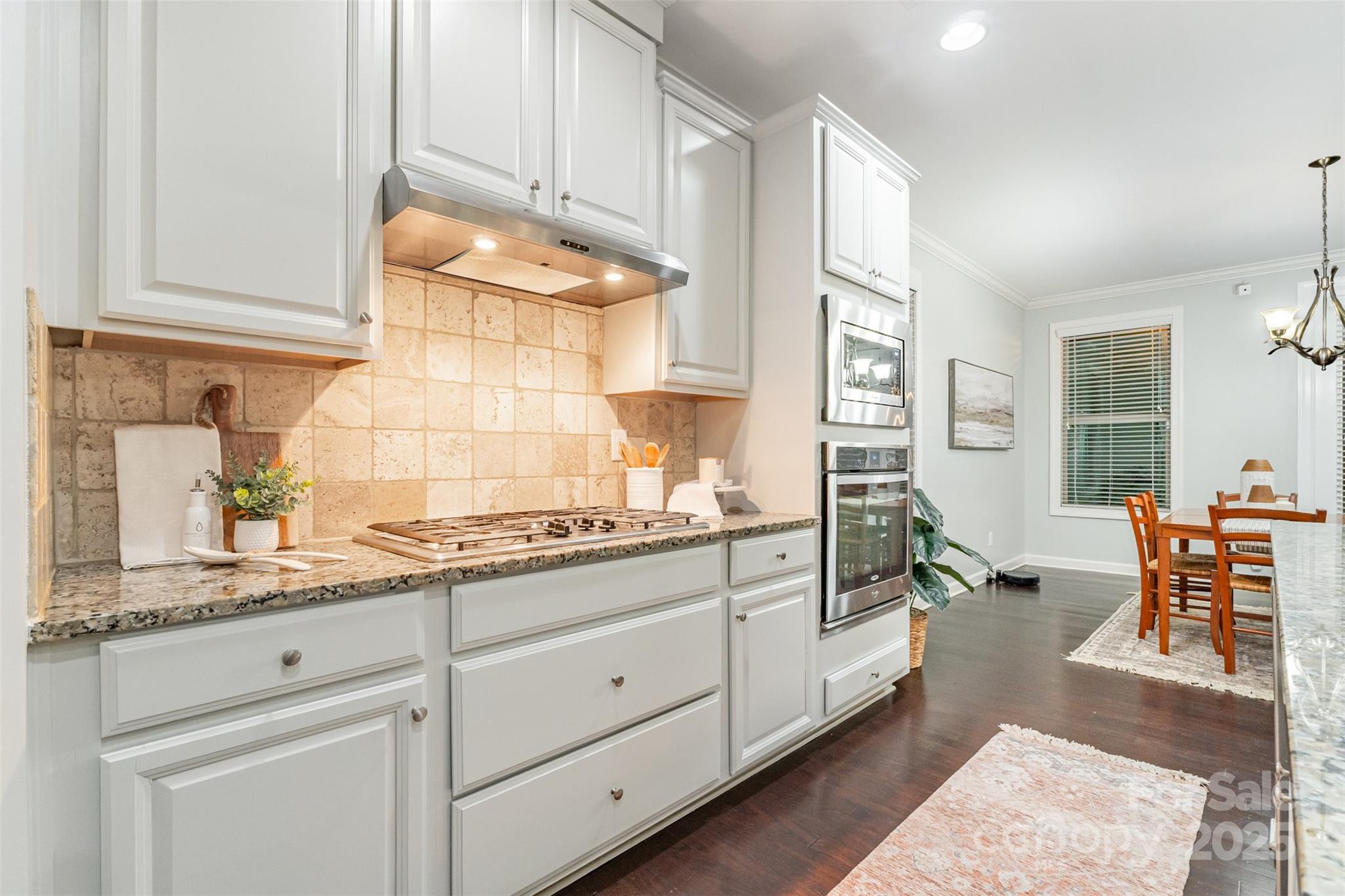 1331 Cilantro Court Property Photo 9