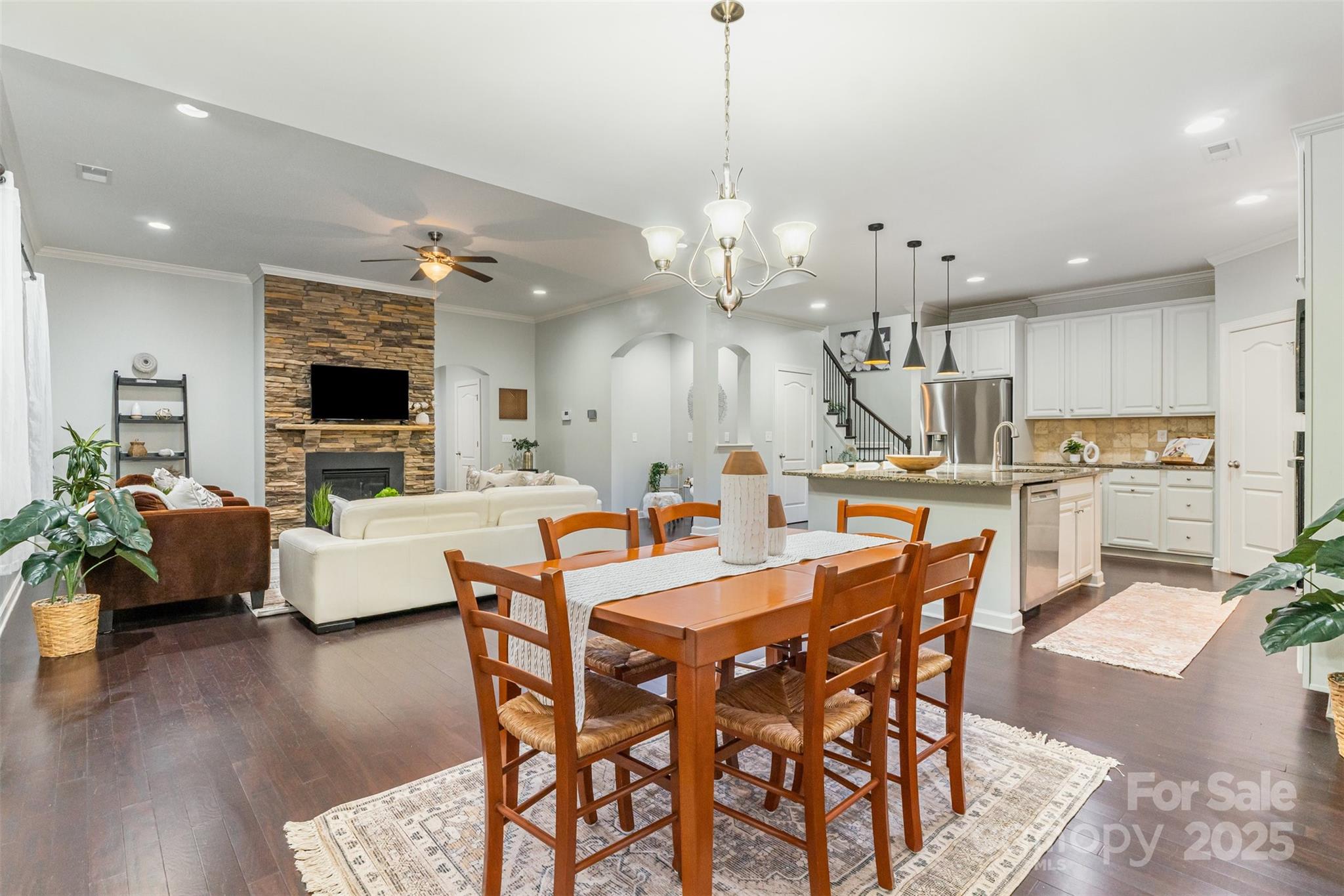 1331 Cilantro Court Property Photo 12