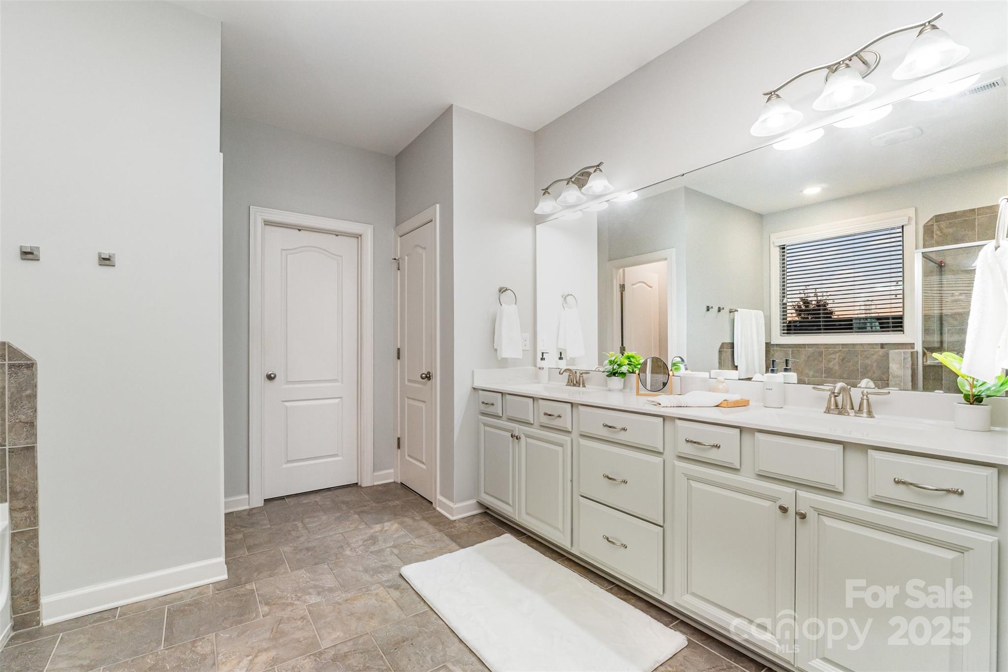 1331 Cilantro Court Property Photo 23