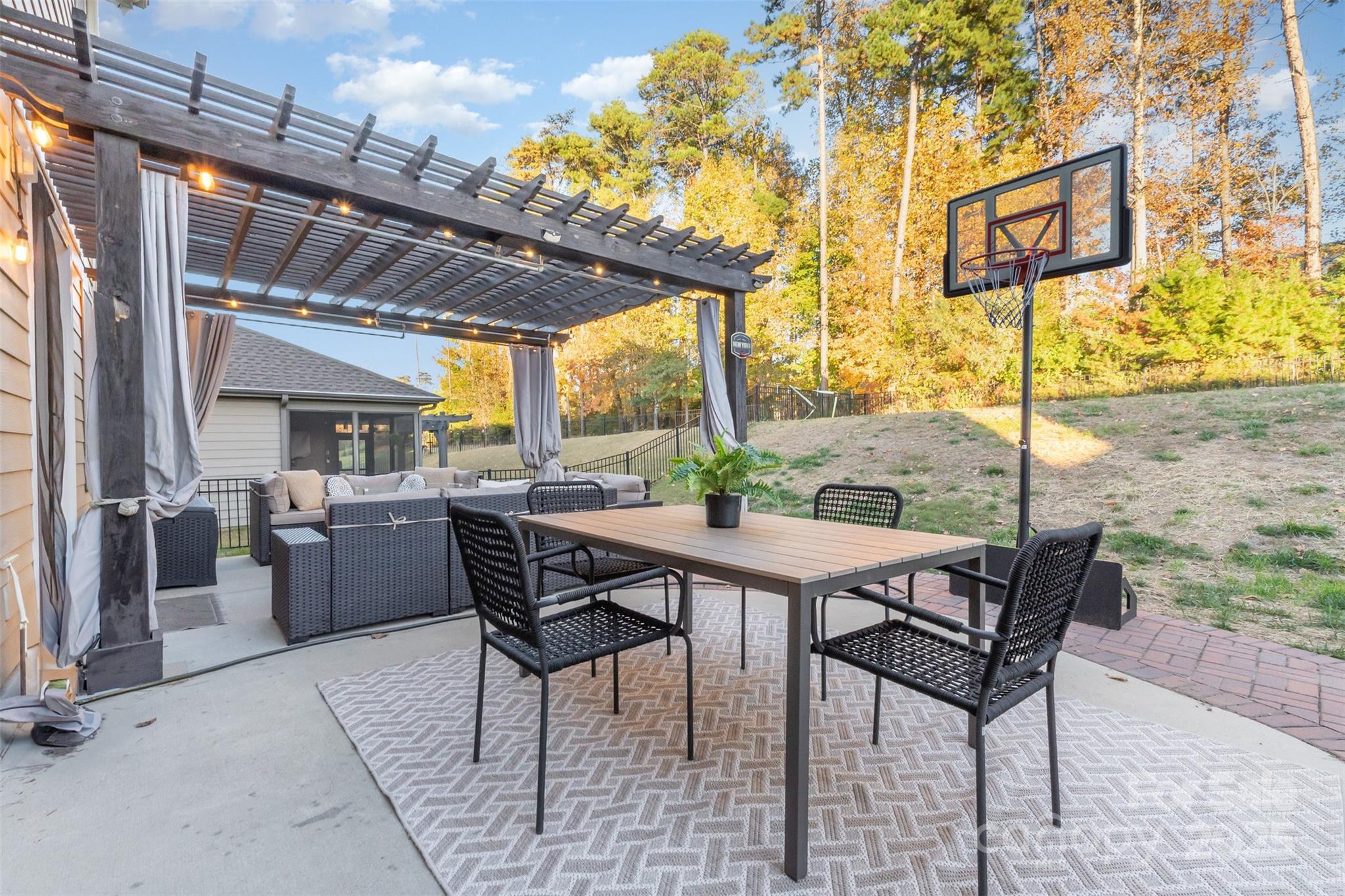 1331 Cilantro Court Property Photo 34