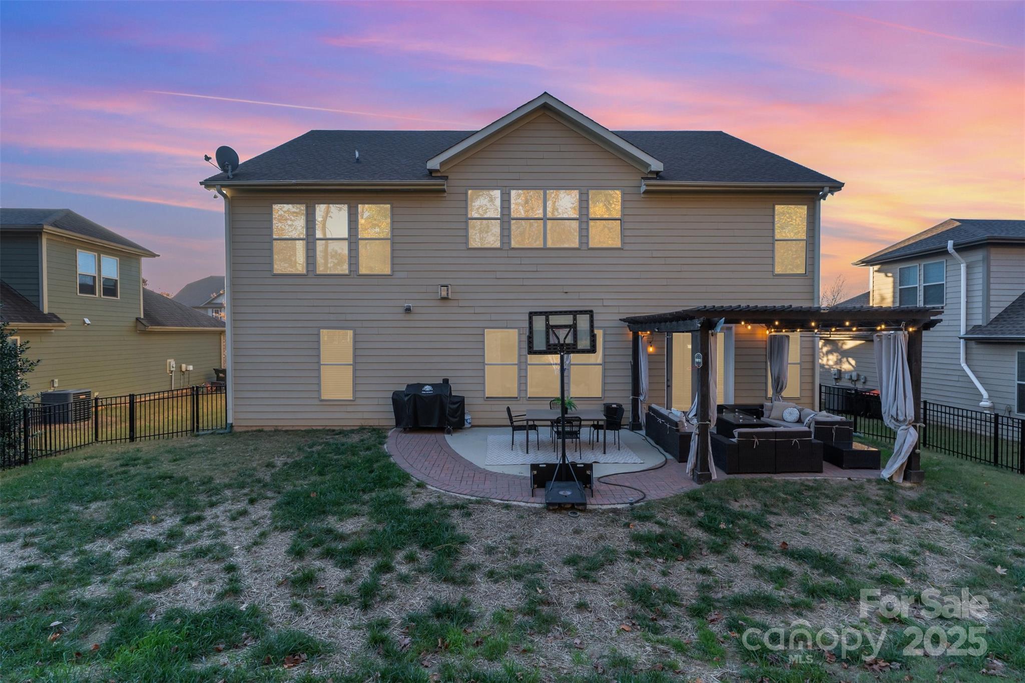 1331 Cilantro Court Property Photo 46