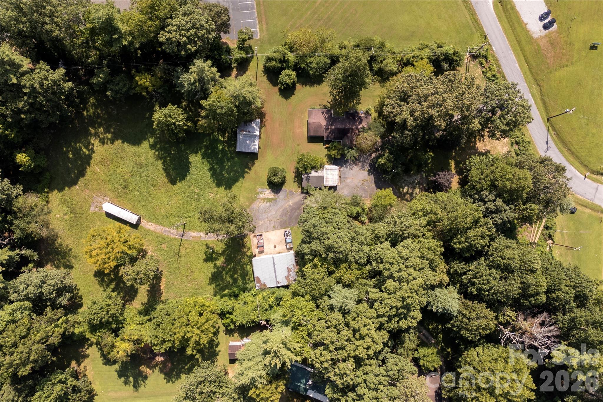 1925-a Windsor Drive Property Photo 6