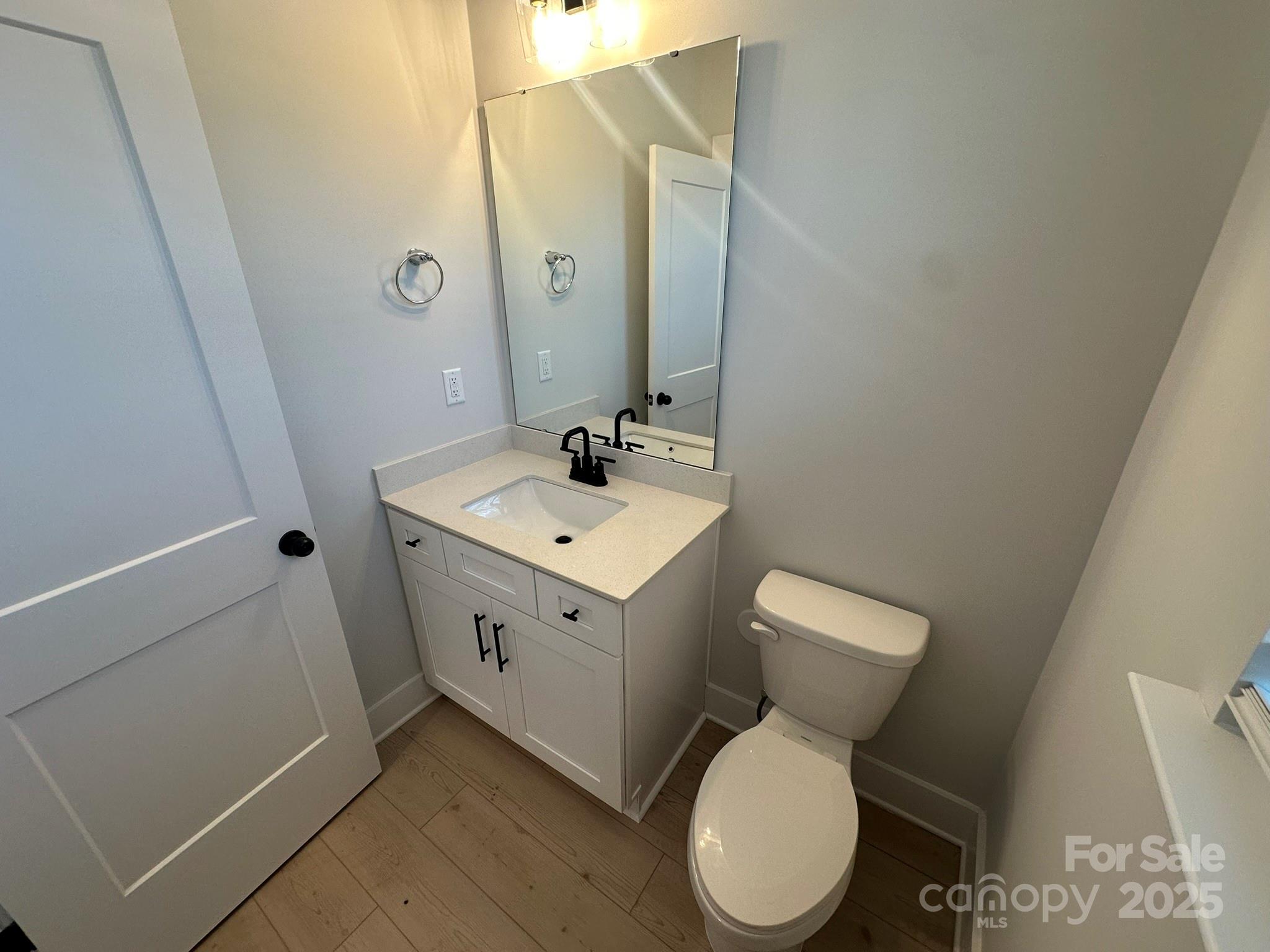 402 Limelight Road Property Photo 3