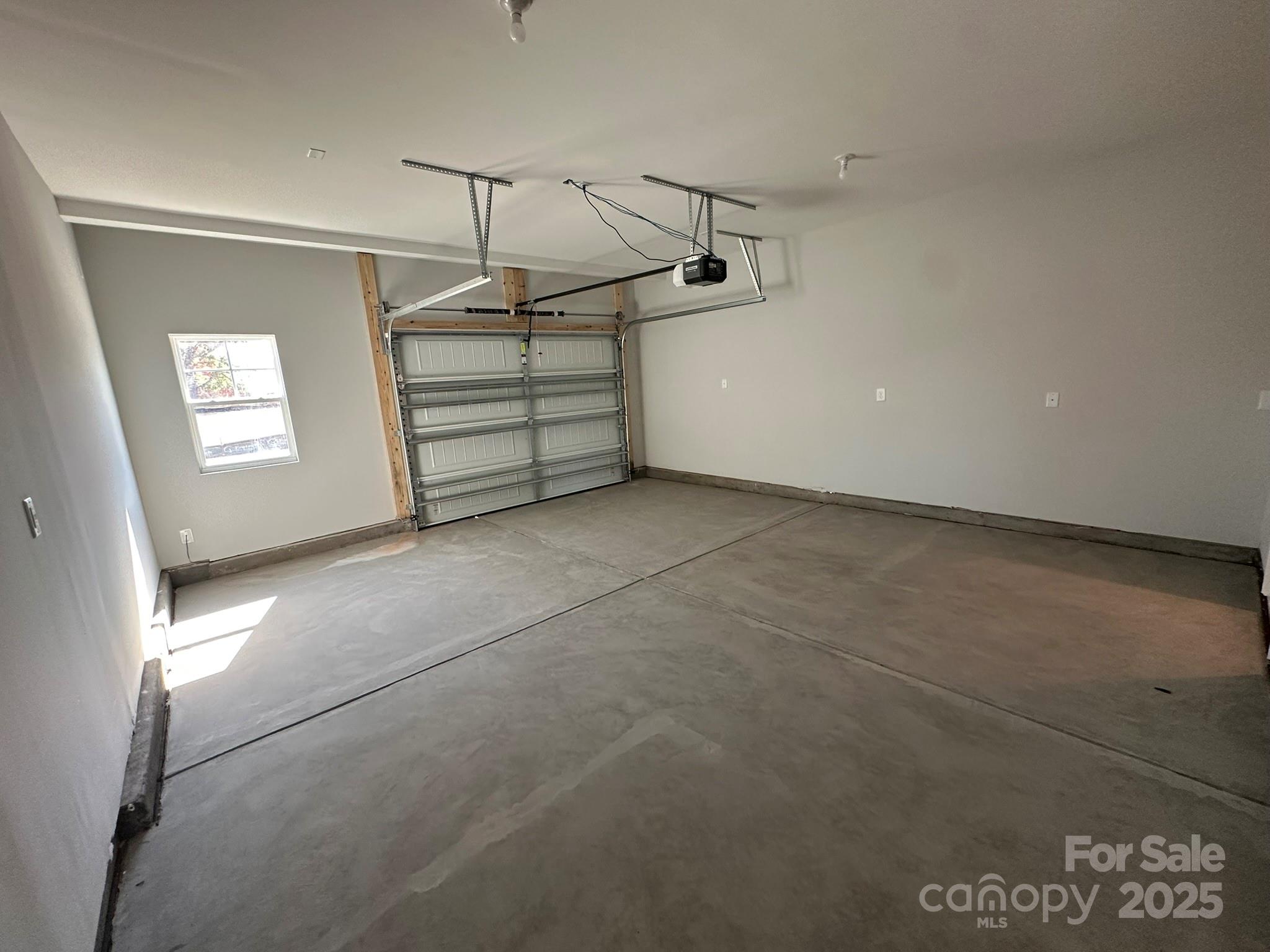 402 Limelight Road Property Photo 7