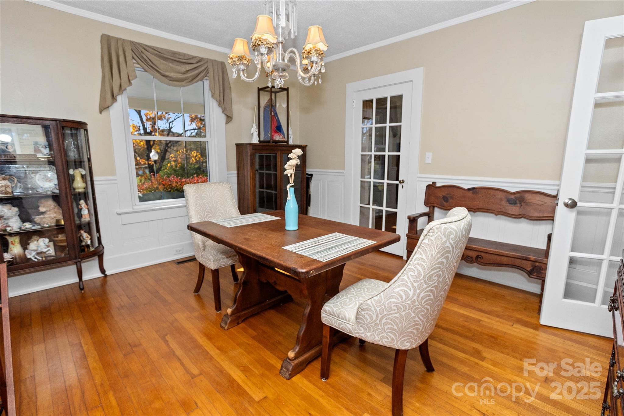 3471 & 3273 Chimney Rock Road Property Photo 8