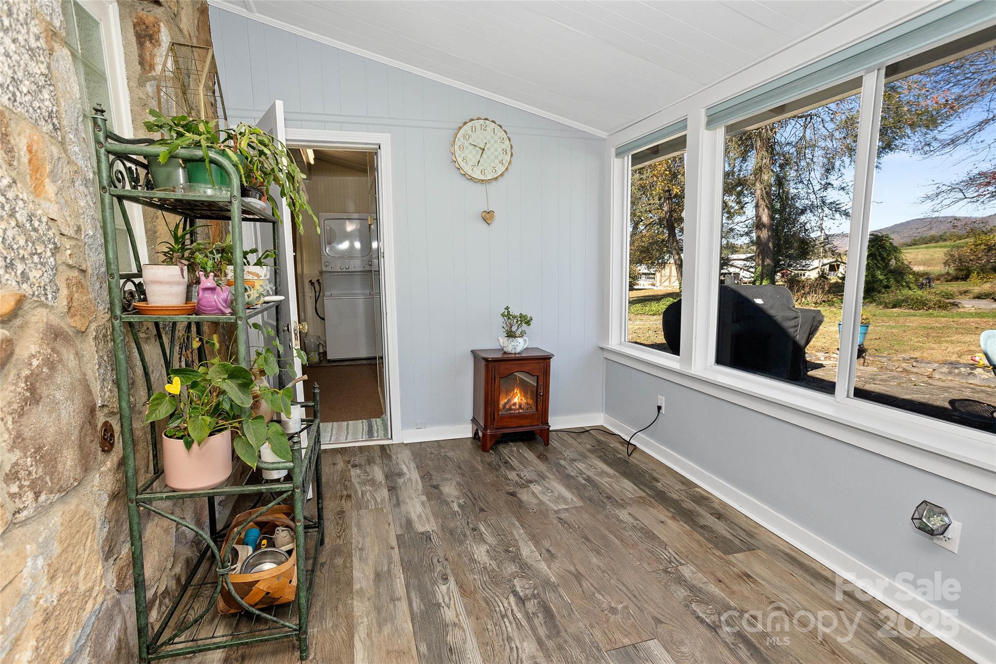 3471 & 3273 Chimney Rock Road Property Photo 14