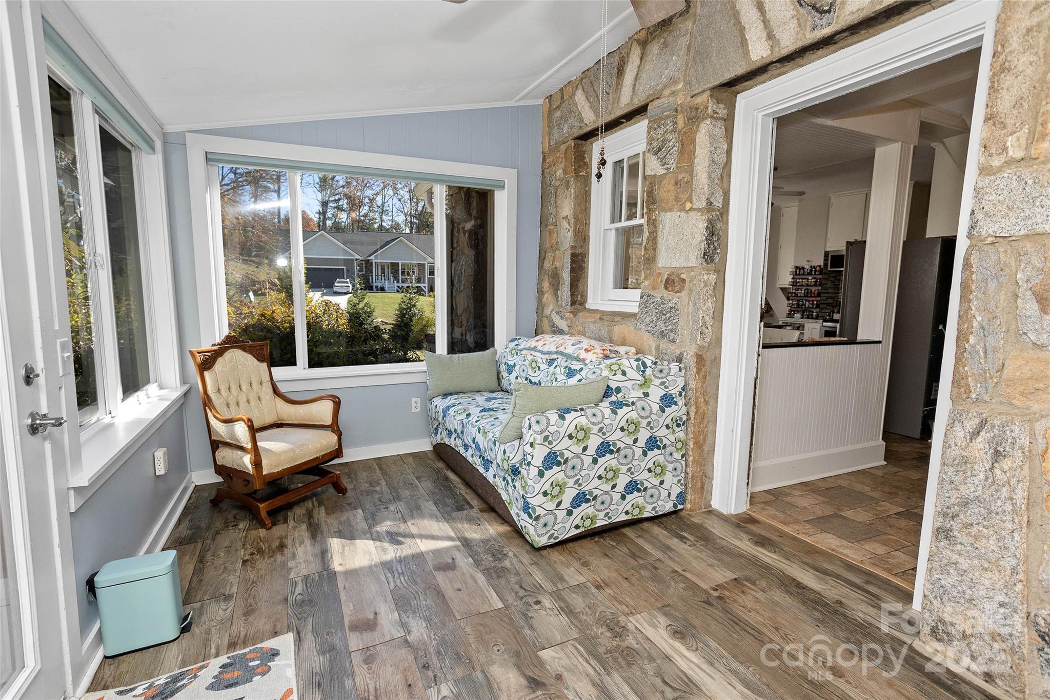 3471 & 3273 Chimney Rock Road Property Photo 15