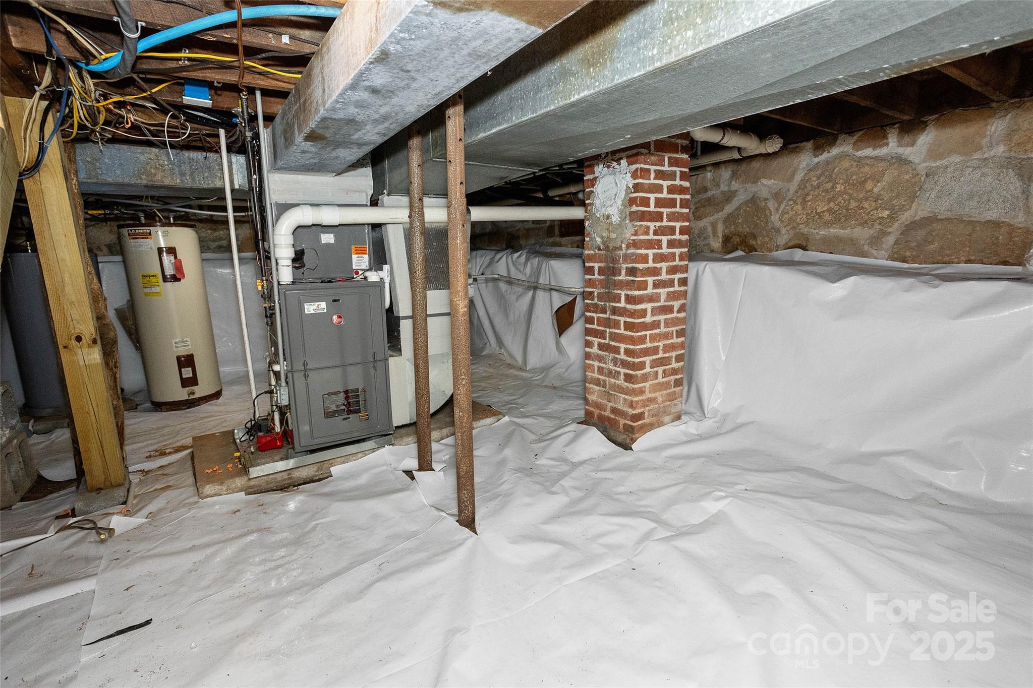 3471 & 3273 Chimney Rock Road Property Photo 31