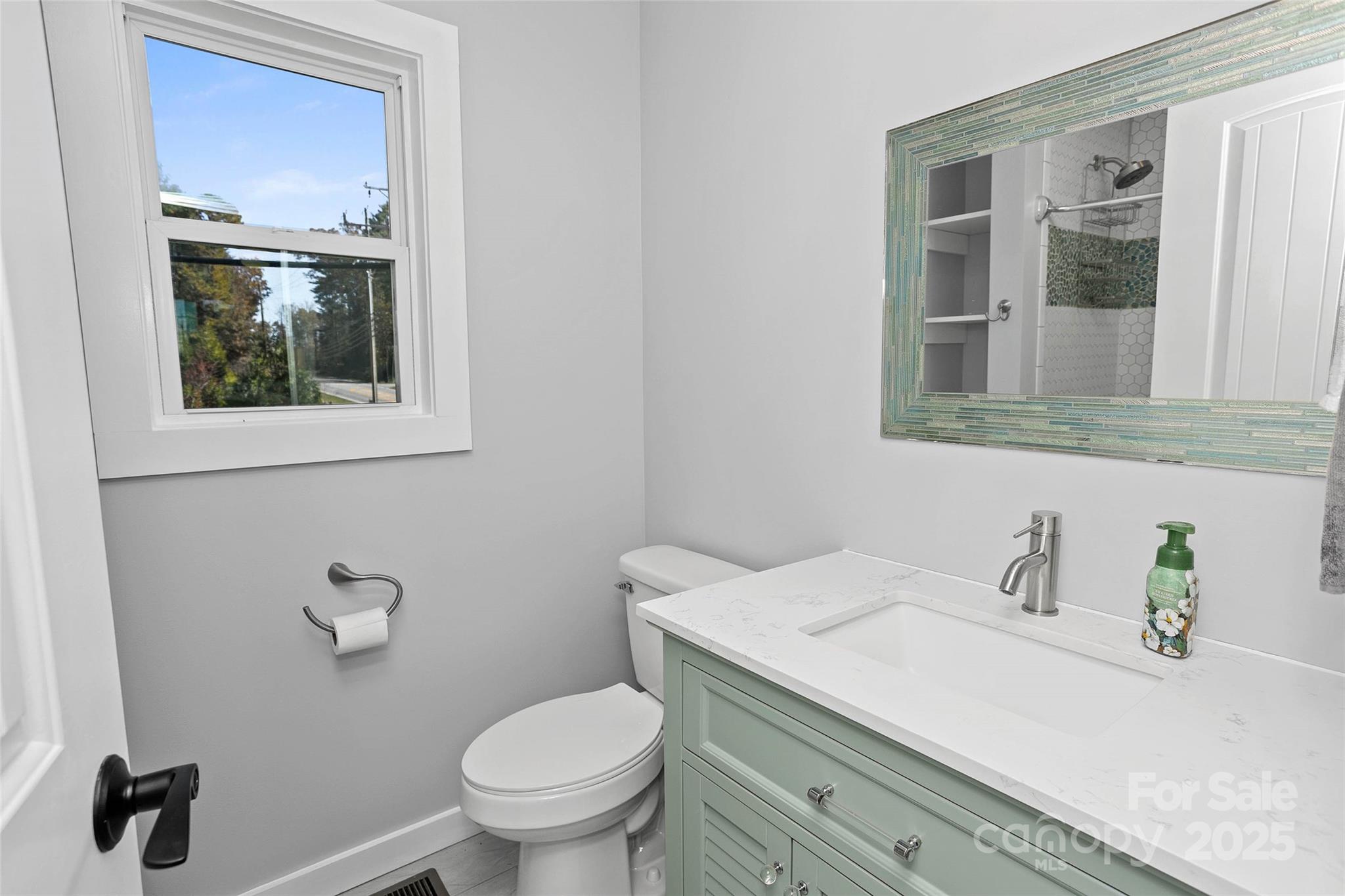 3471 & 3273 Chimney Rock Road Property Photo 45