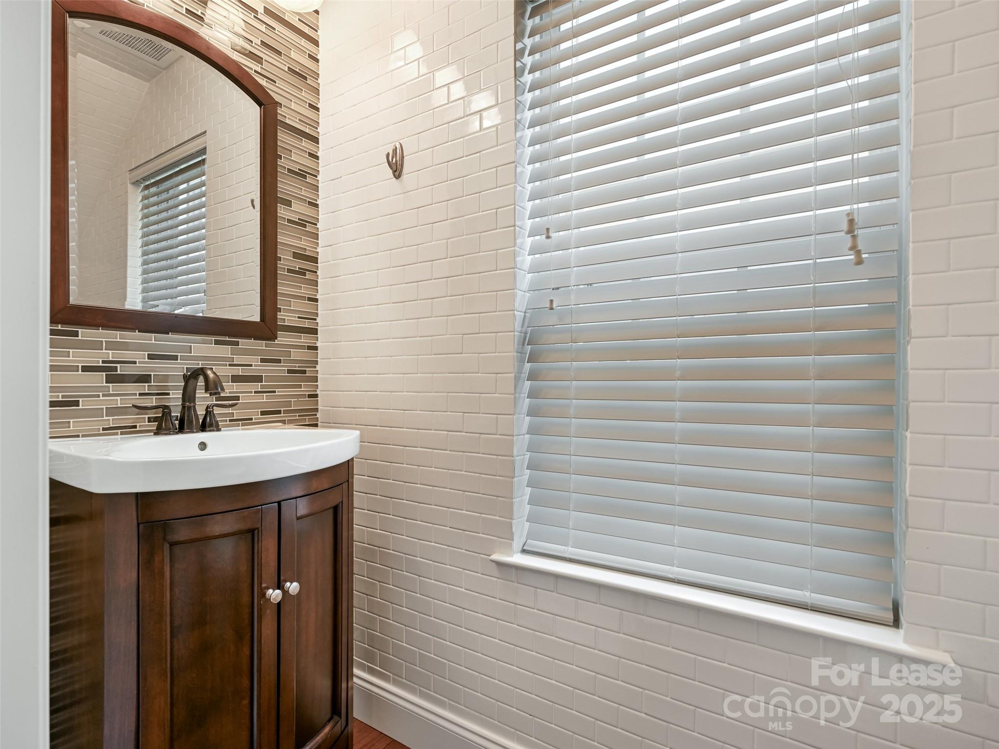 1530 Church Street A Property Photo 9