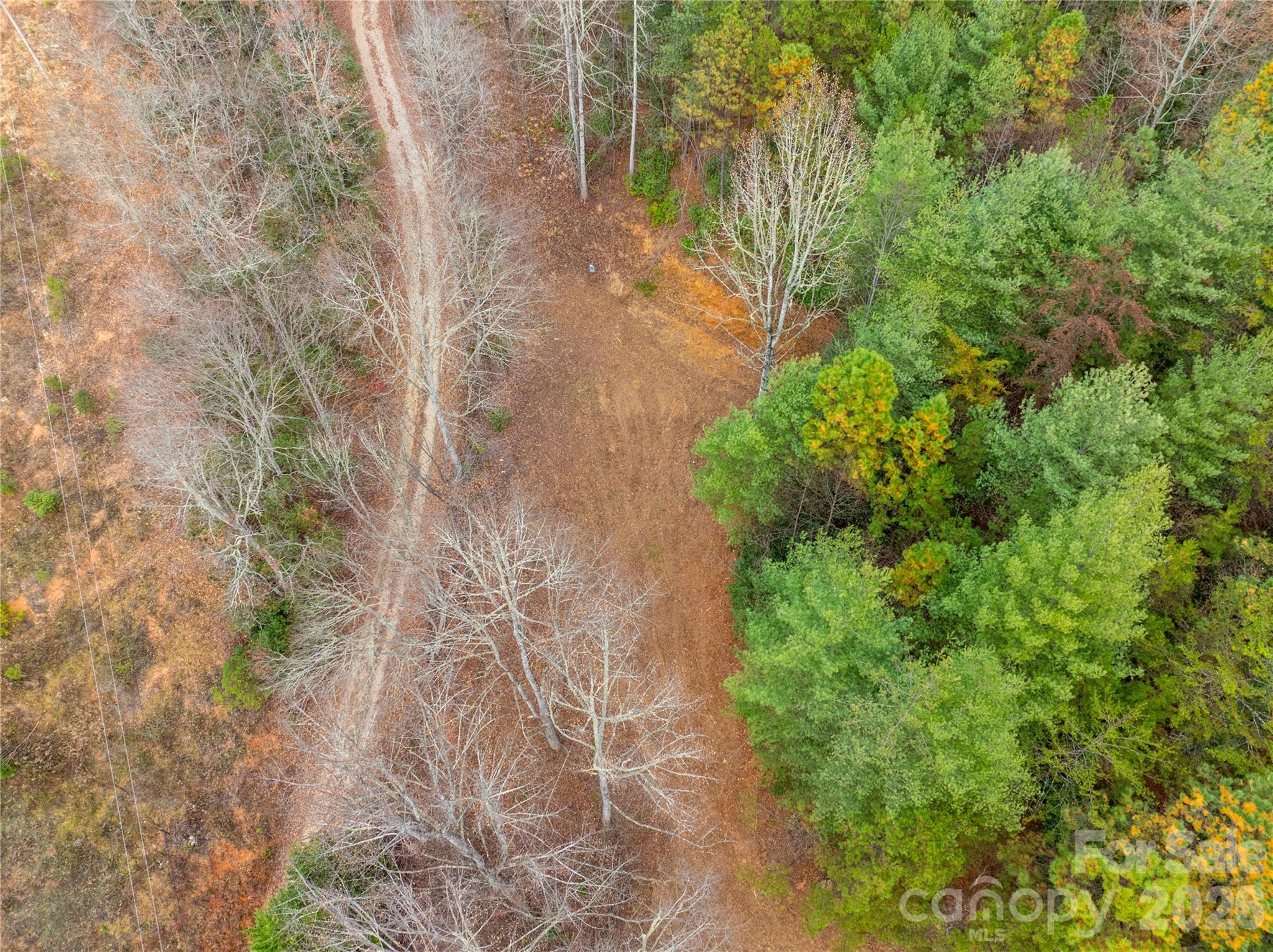 104 Robin Lane Property Photo 13