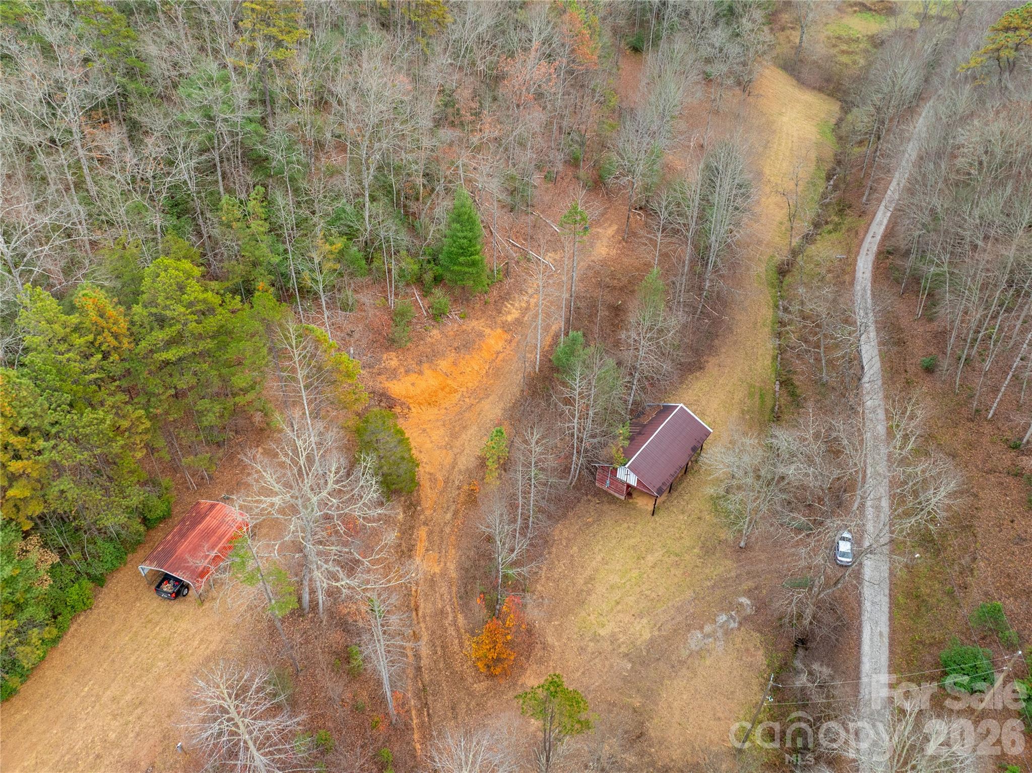 104 Robin Lane Property Photo 14
