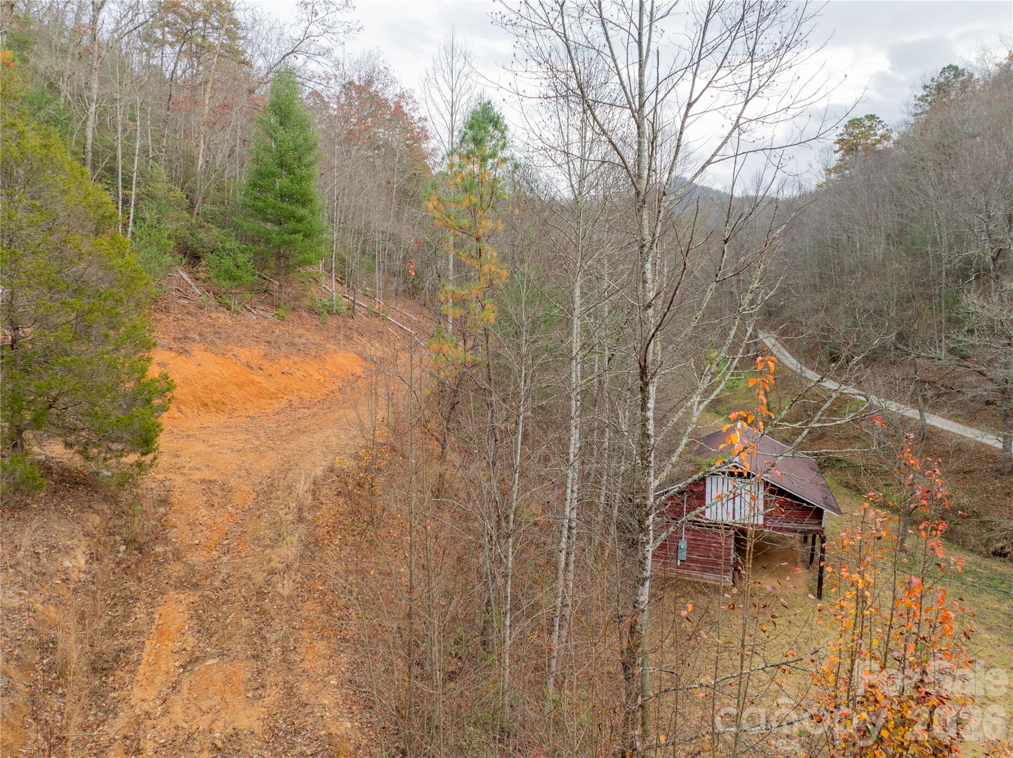 104 Robin Lane Property Photo 23