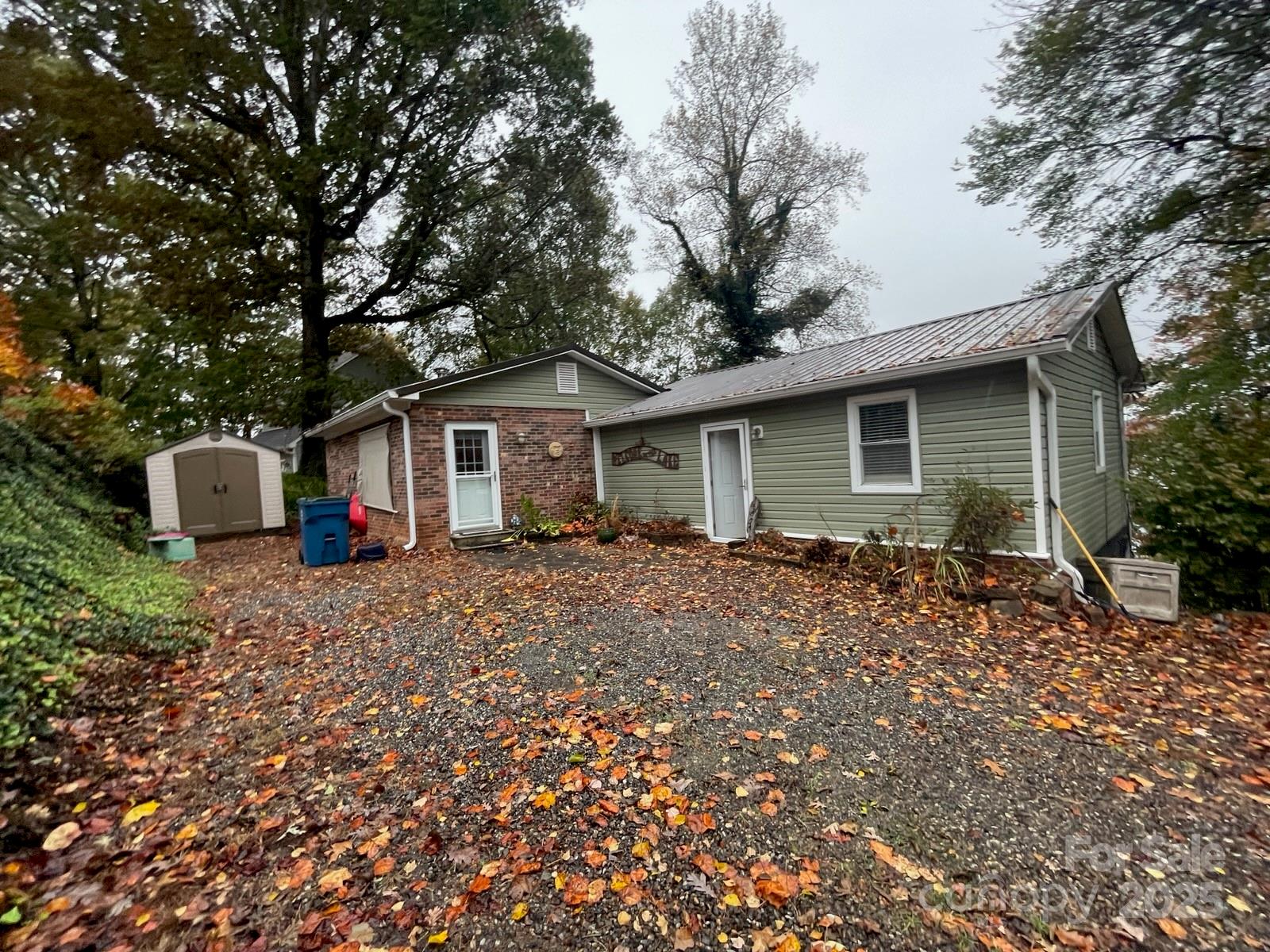 6604 Harbor Lane Property Photo 1