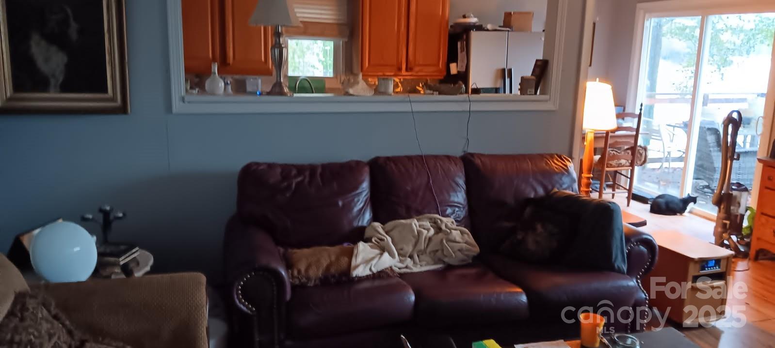 6604 Harbor Lane Property Photo 4