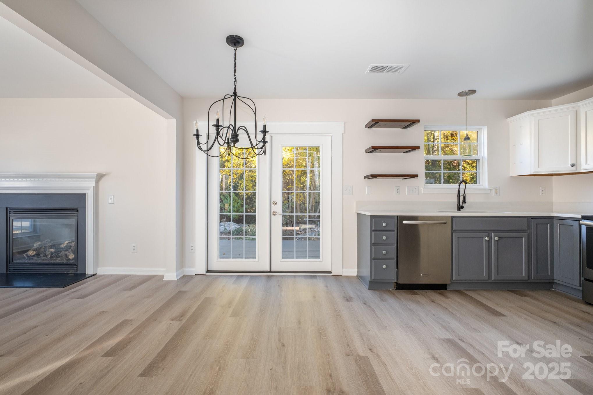 12250 Wallace Ridge Drive Property Photo 12