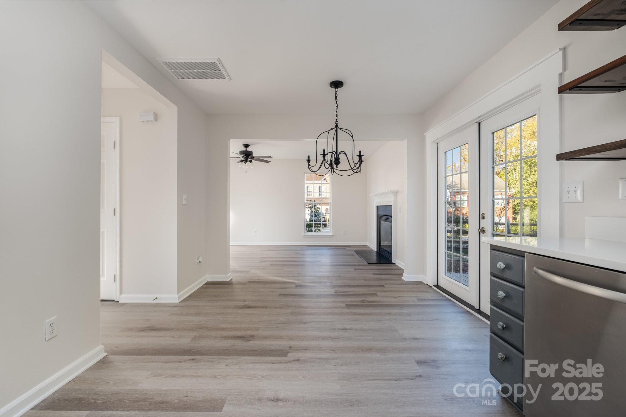 12250 Wallace Ridge Drive Property Photo 15