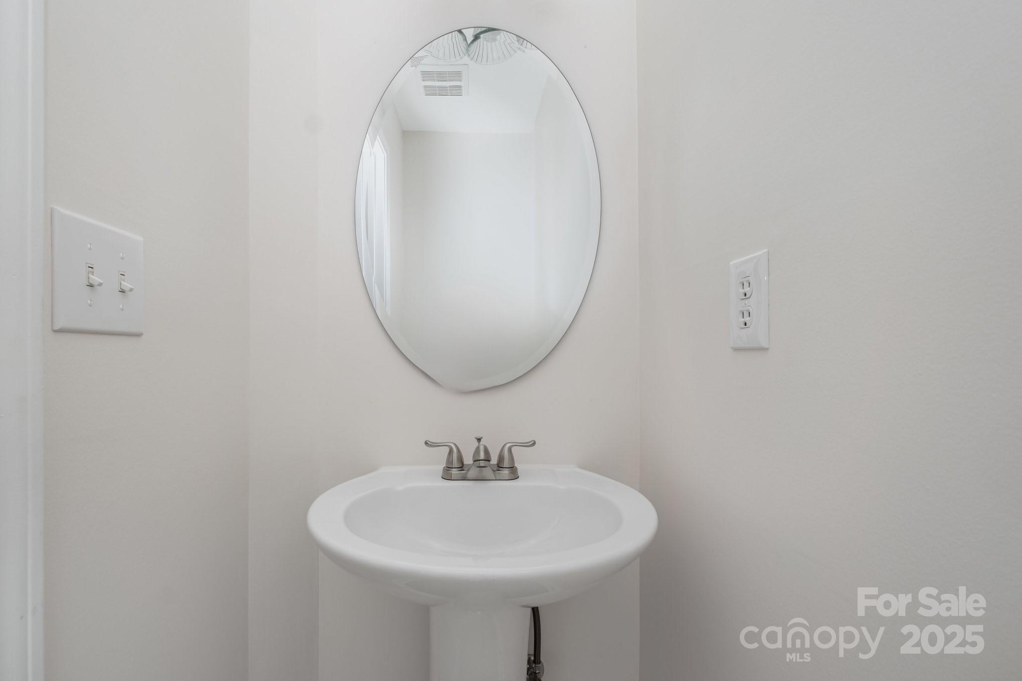 12250 Wallace Ridge Drive Property Photo 18