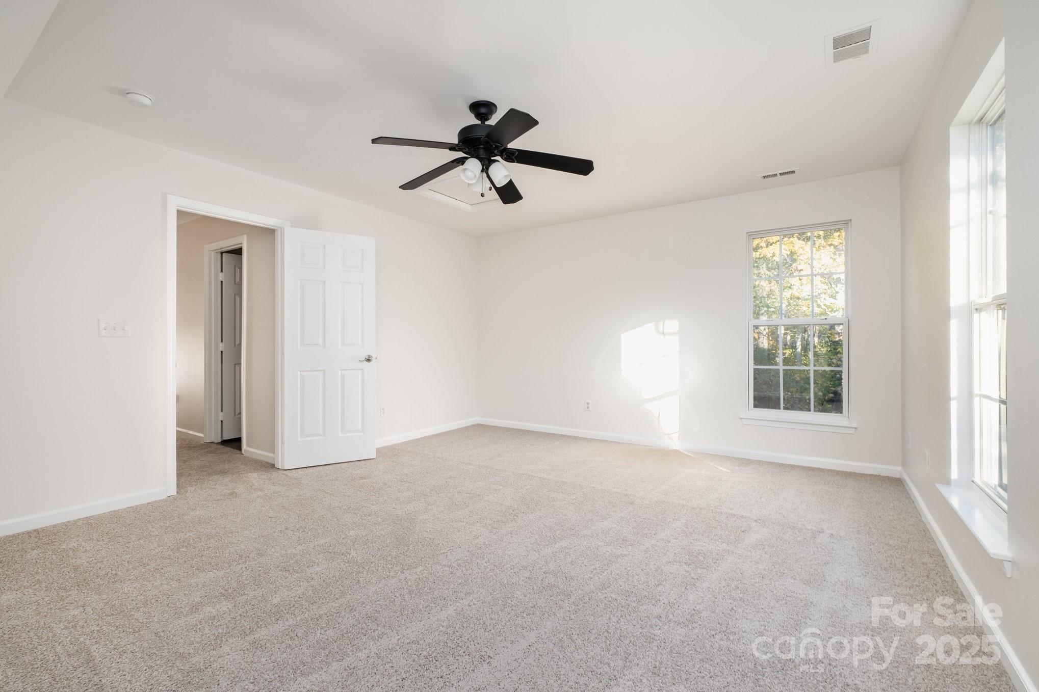 12250 Wallace Ridge Drive Property Photo 23