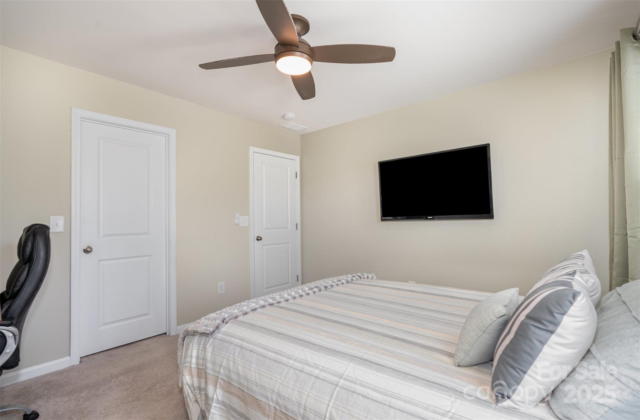 4033 Whipcord Drive Property Photo 29