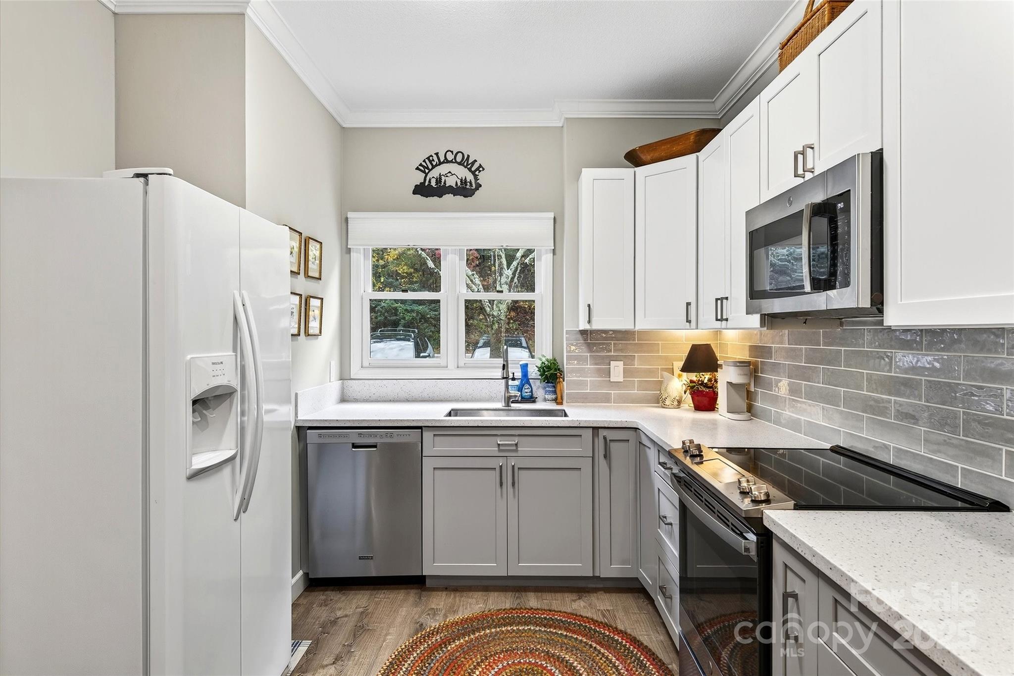 16 Timberlake Drive Property Photo 15