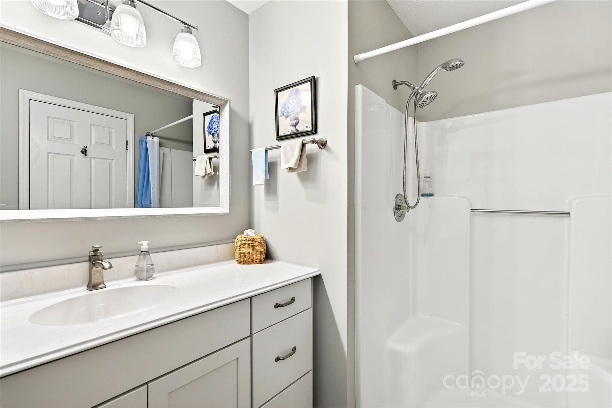 16 Timberlake Drive Property Photo 22