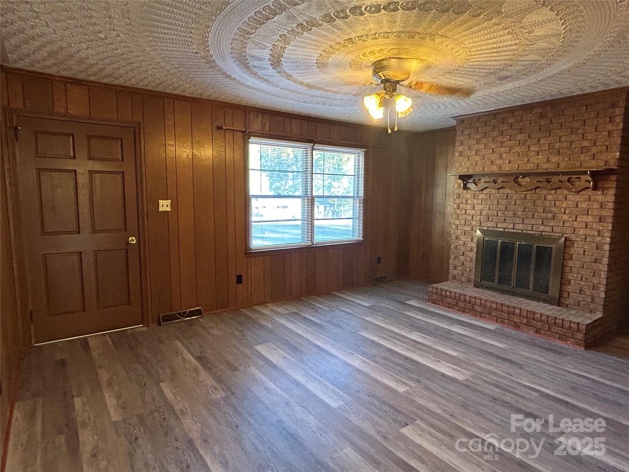 3106 Brady Hoffman Road Property Photo 9