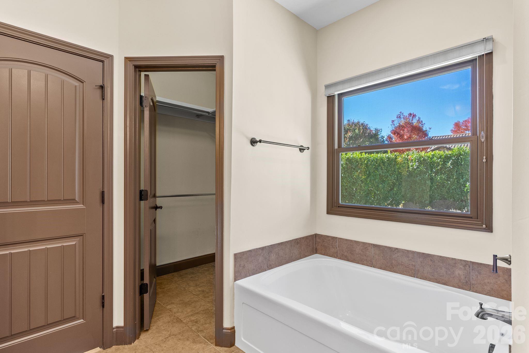 4 Pacifico Drive Property Photo 19