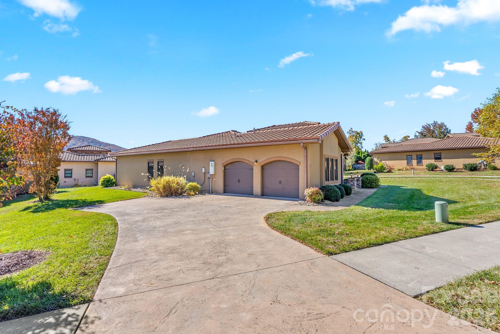 4 Pacifico Drive Property Photo 34