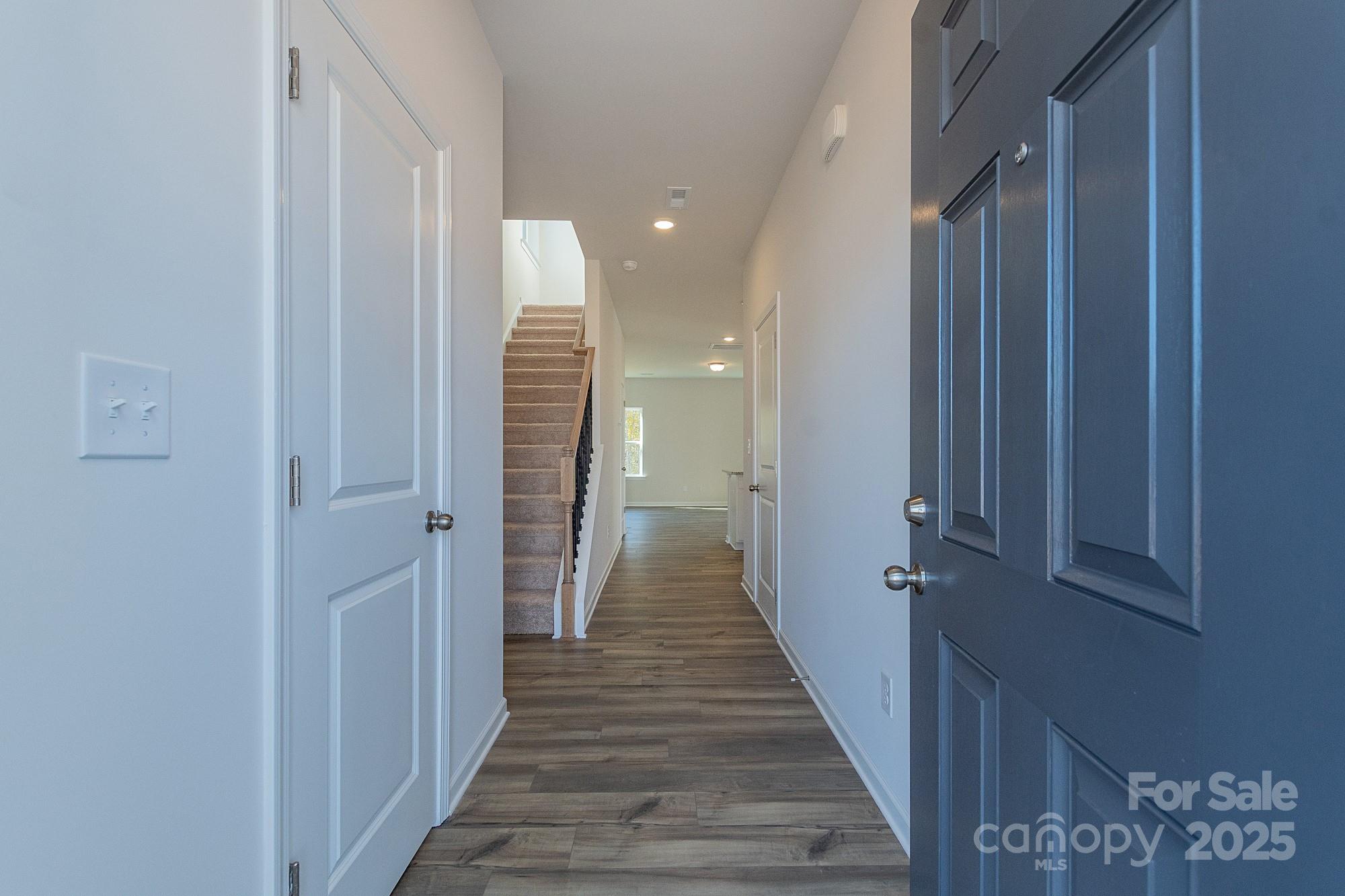 1212 Langston Lane Property Photo 3