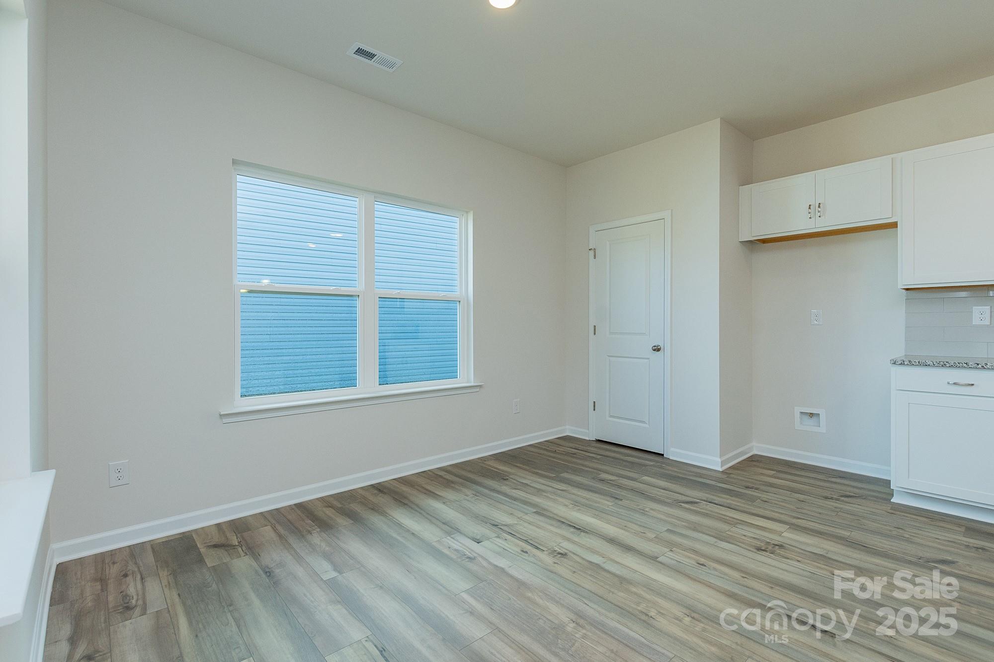 1212 Langston Lane Property Photo 13