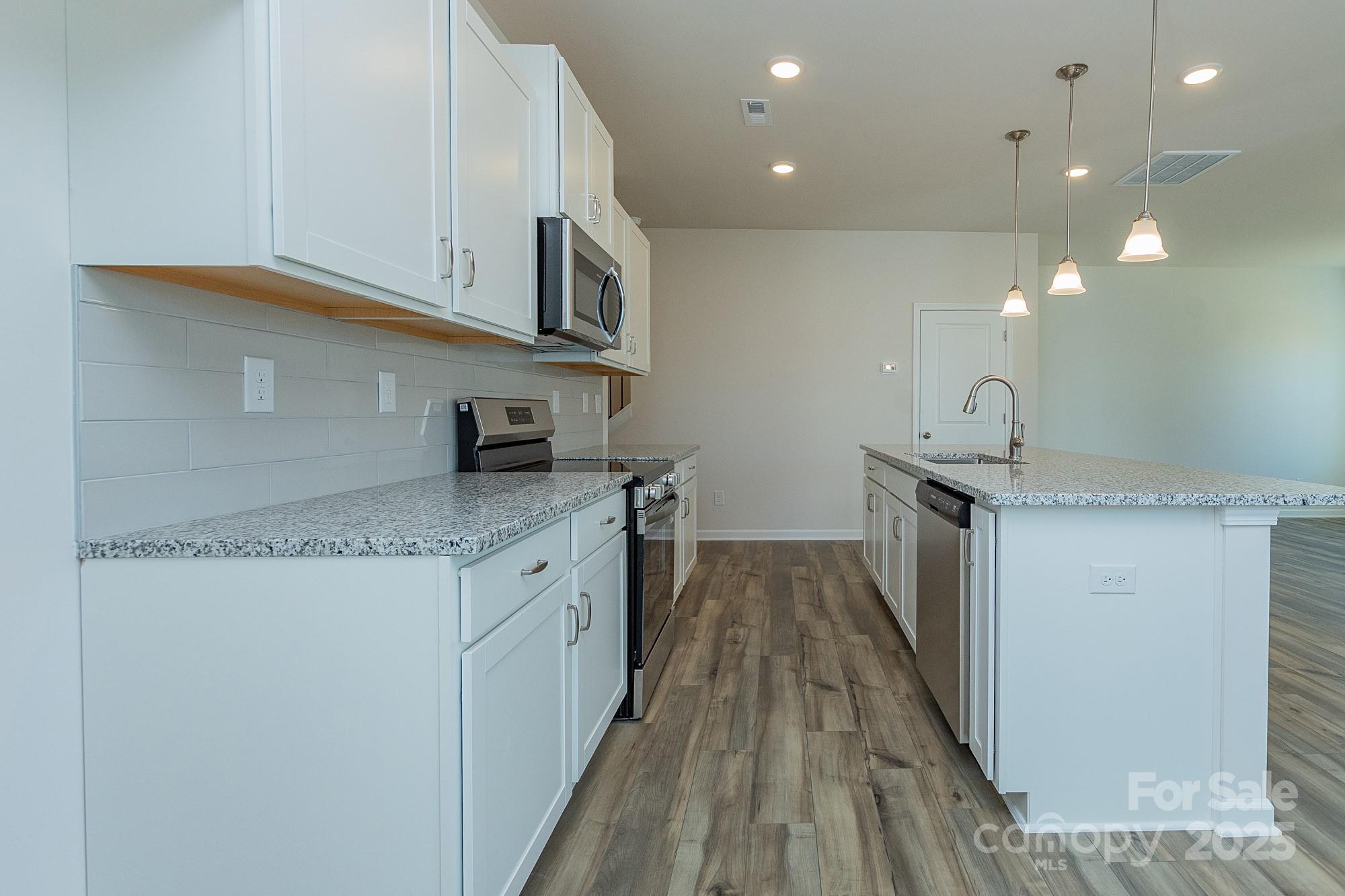 1212 Langston Lane Property Photo 14