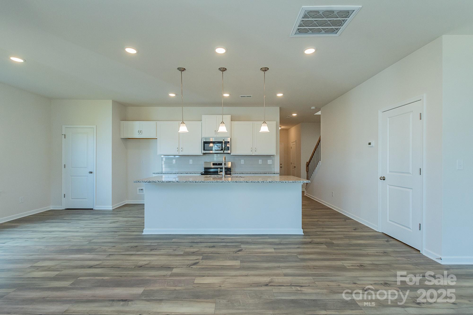 1212 Langston Lane Property Photo 19