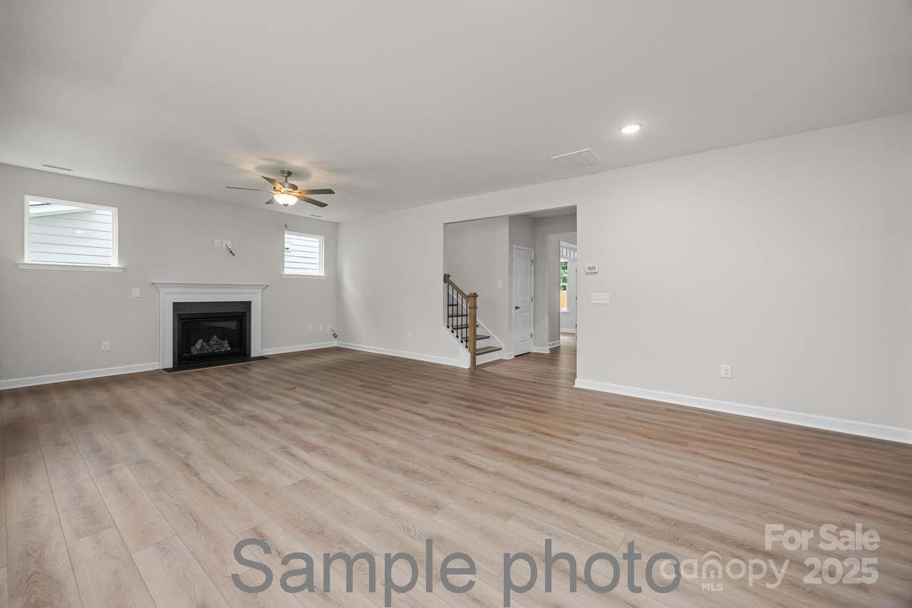 3021 Hayes Ridge Drive 24 Property Photo 10