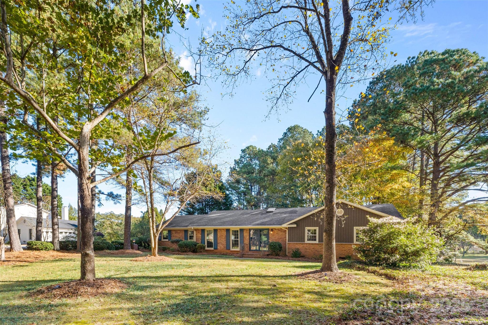 5420 Saddlewood Lane Property Photo 2