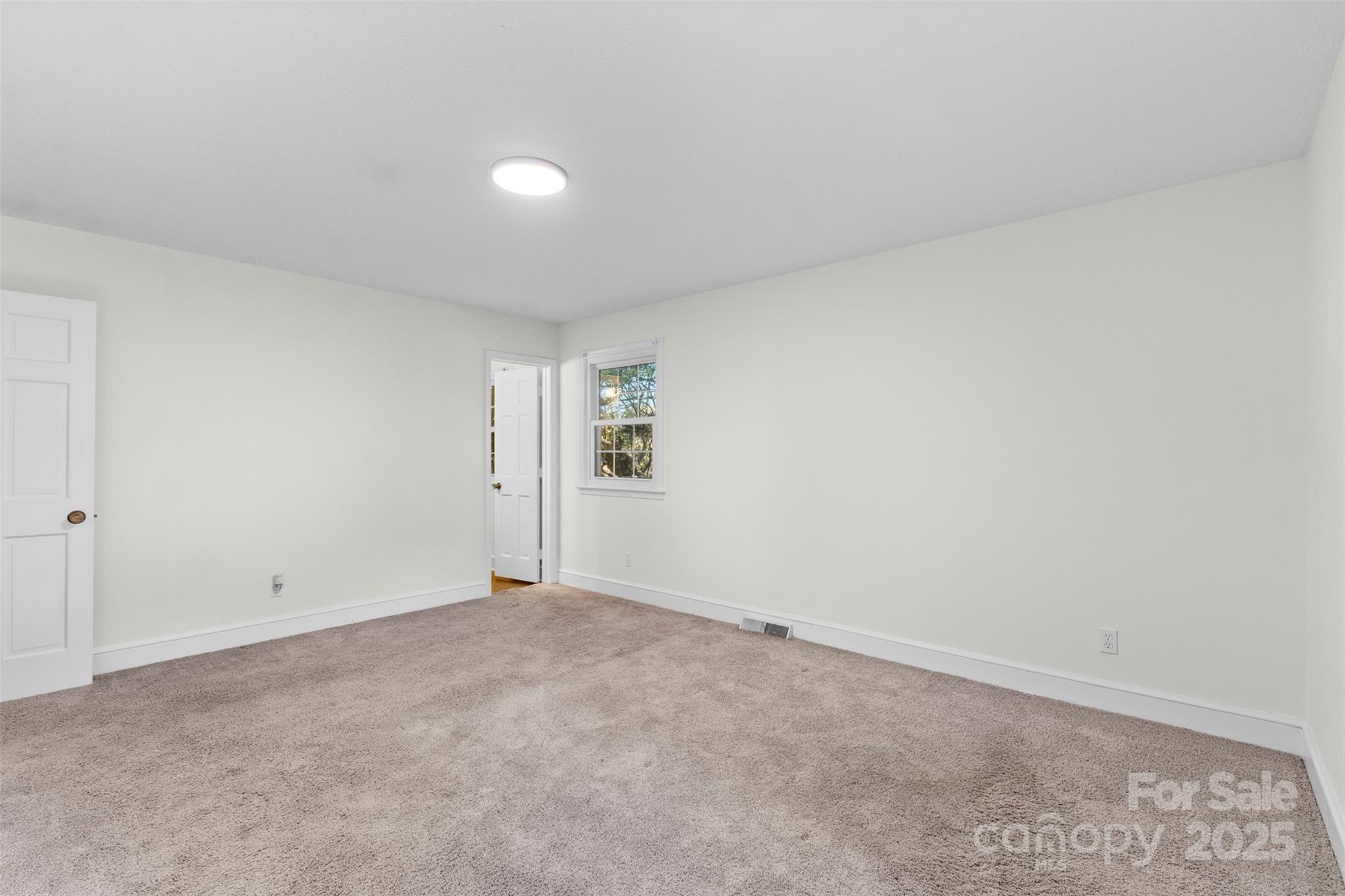 5420 Saddlewood Lane Property Photo 29