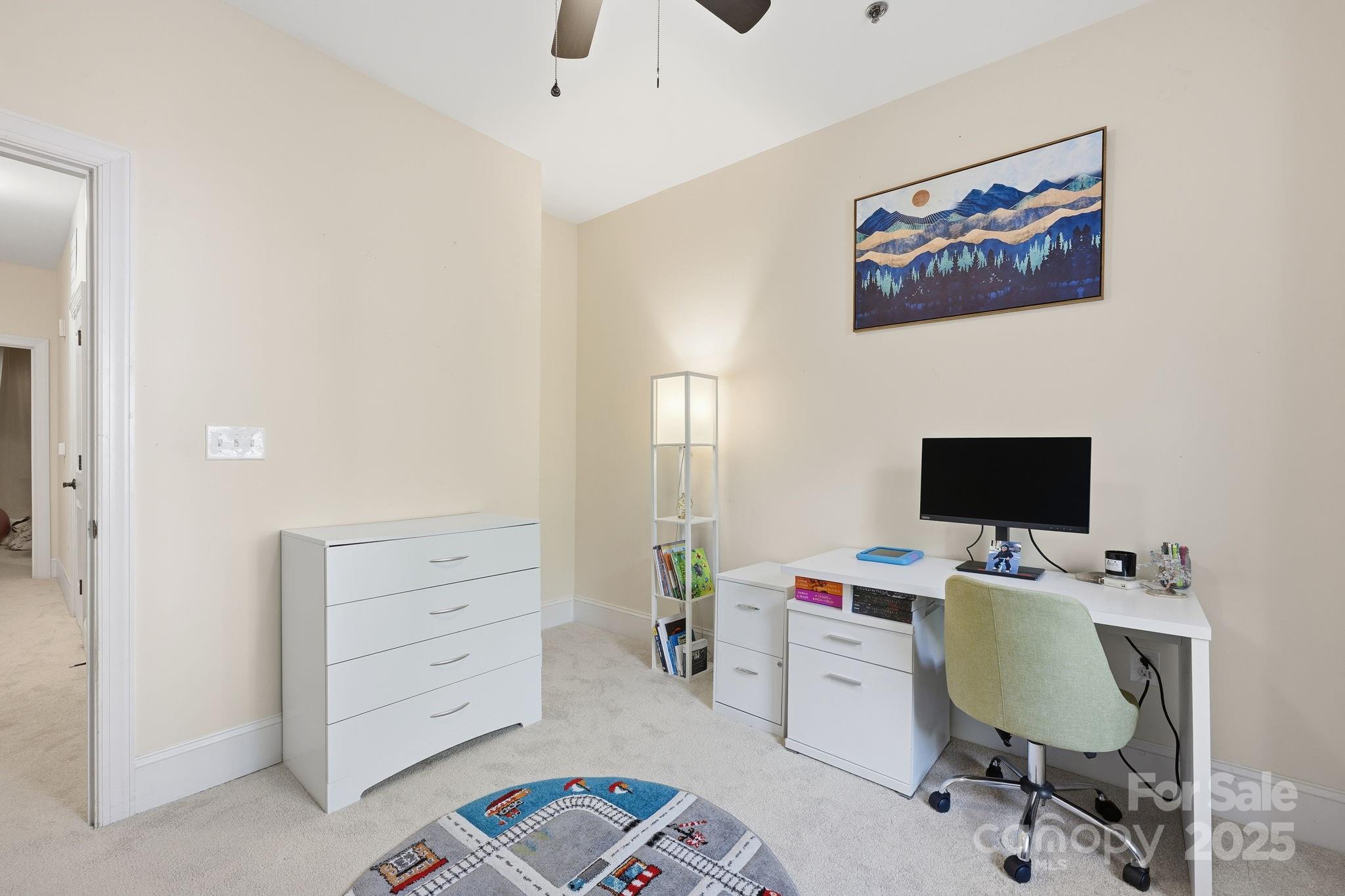 100 N Laurel Avenue 115 Property Photo 30