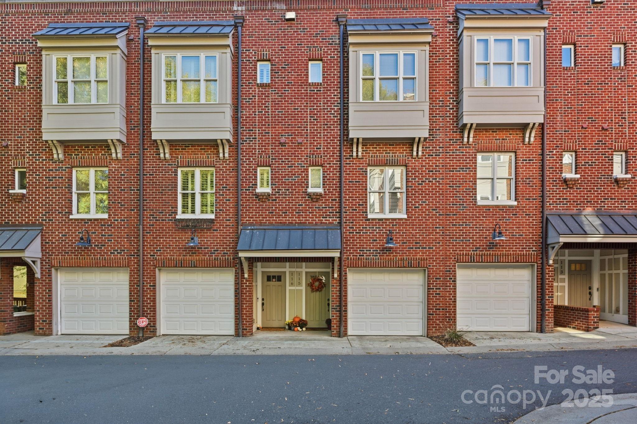 100 N Laurel Avenue 115 Property Photo 34