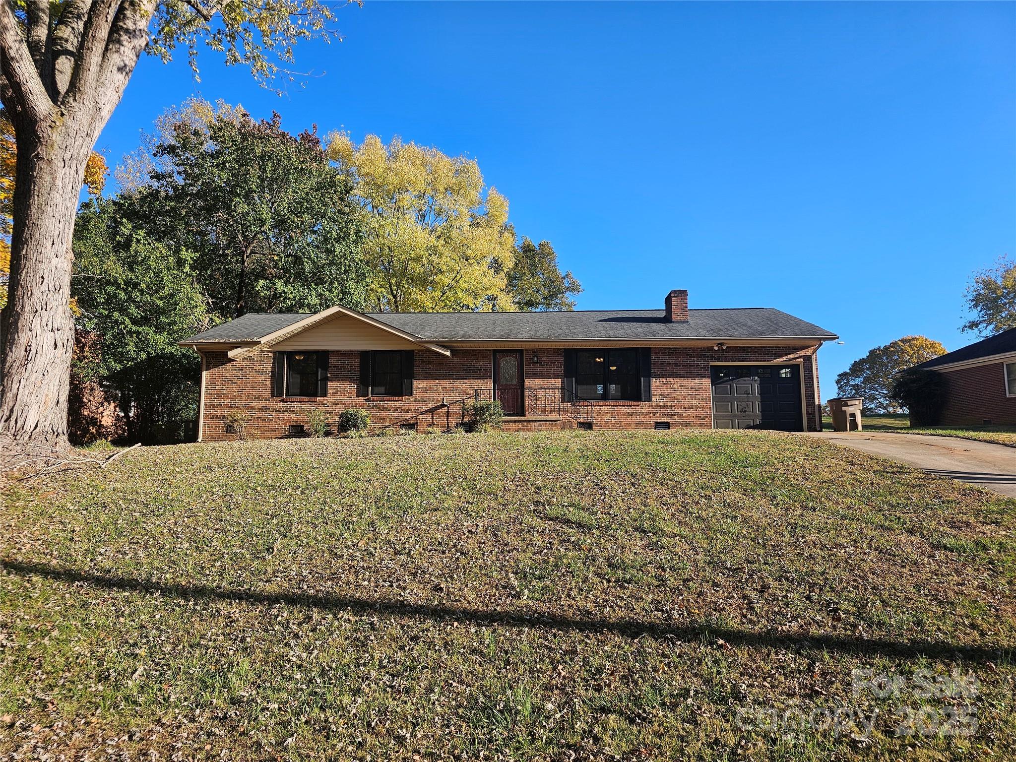 3025 Downing Street Property Photo 1