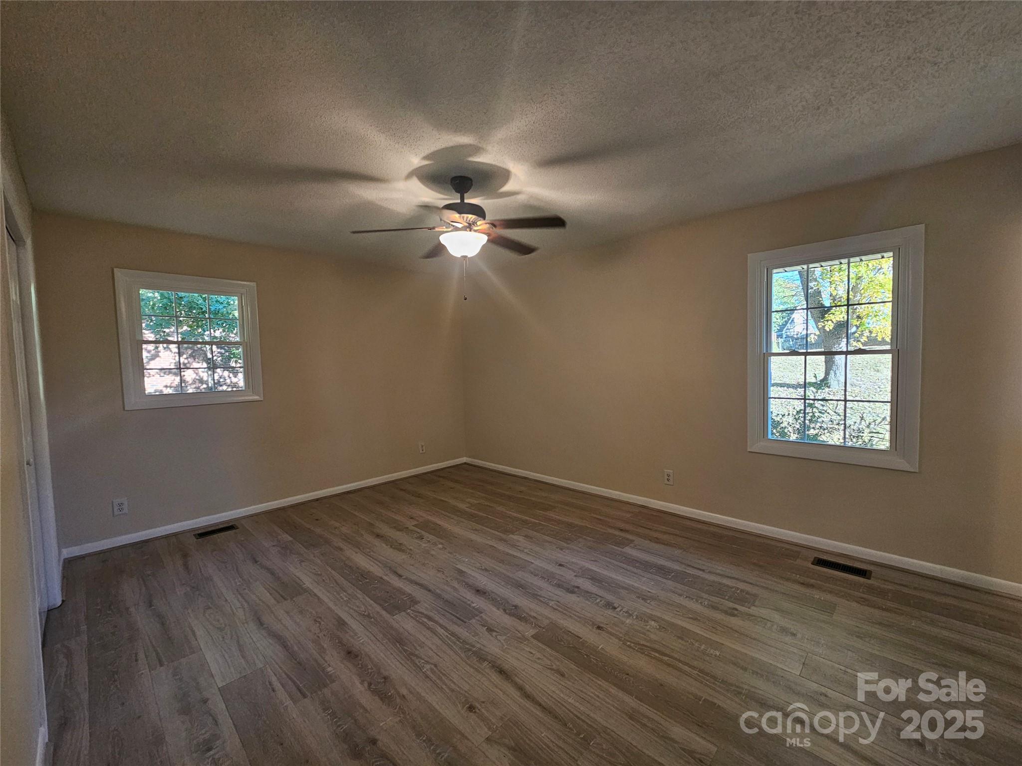 3025 Downing Street Property Photo 16