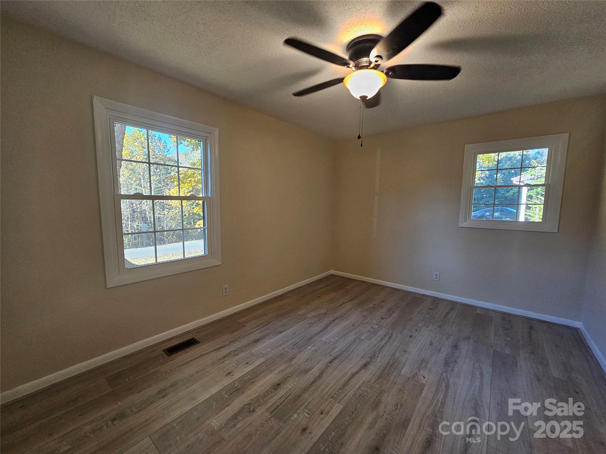 3025 Downing Street Property Photo 18