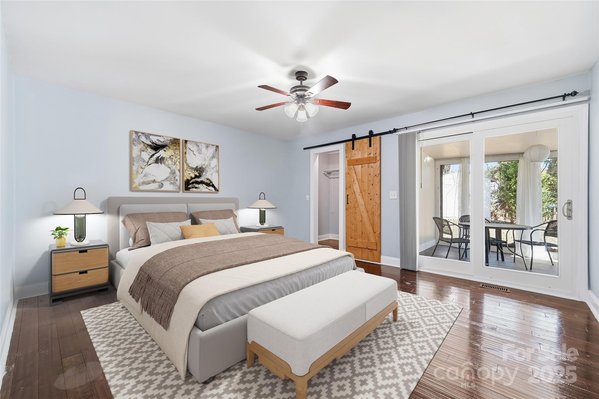 501 Vista Grande Circle Property Photo 2