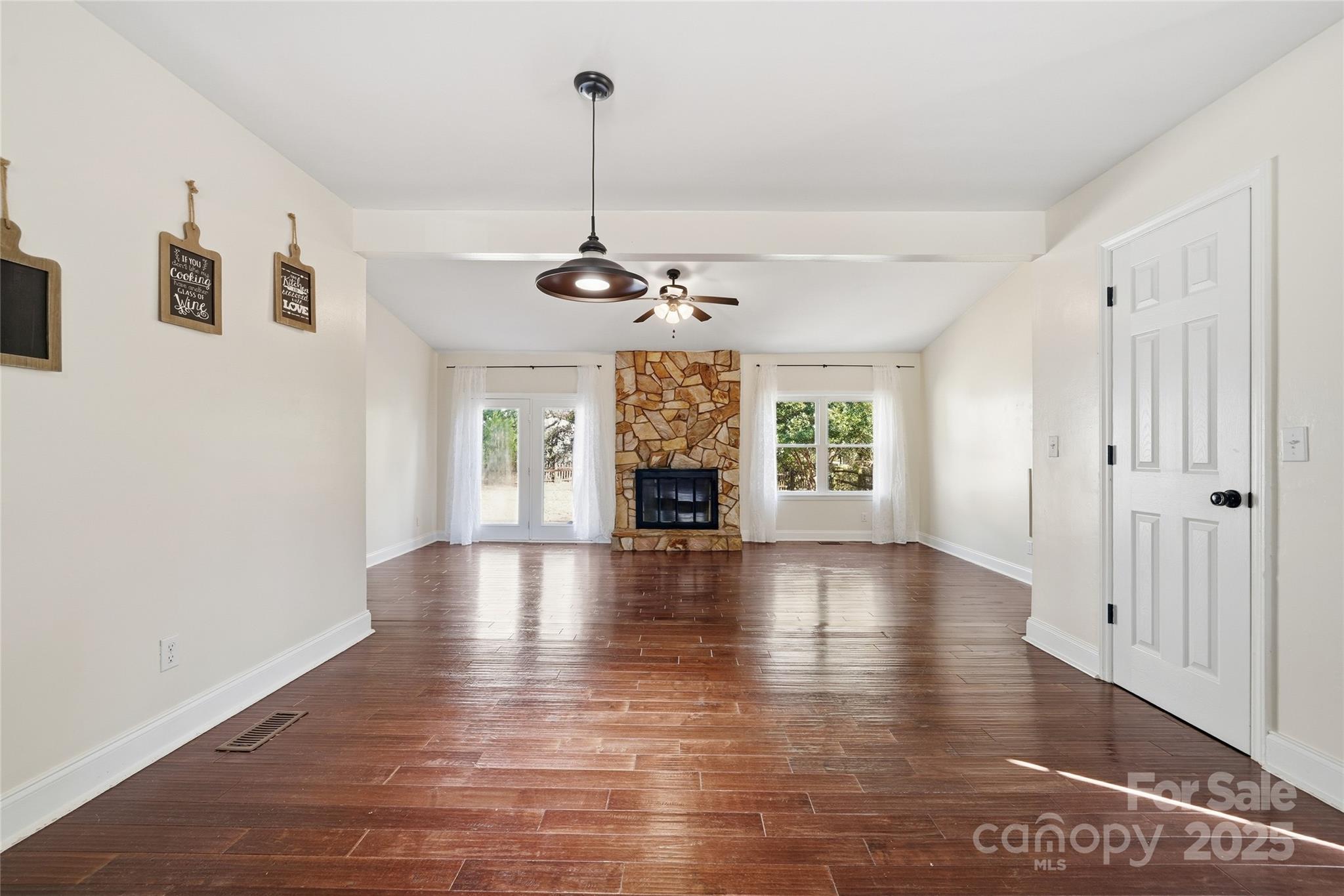 501 Vista Grande Circle Property Photo 14