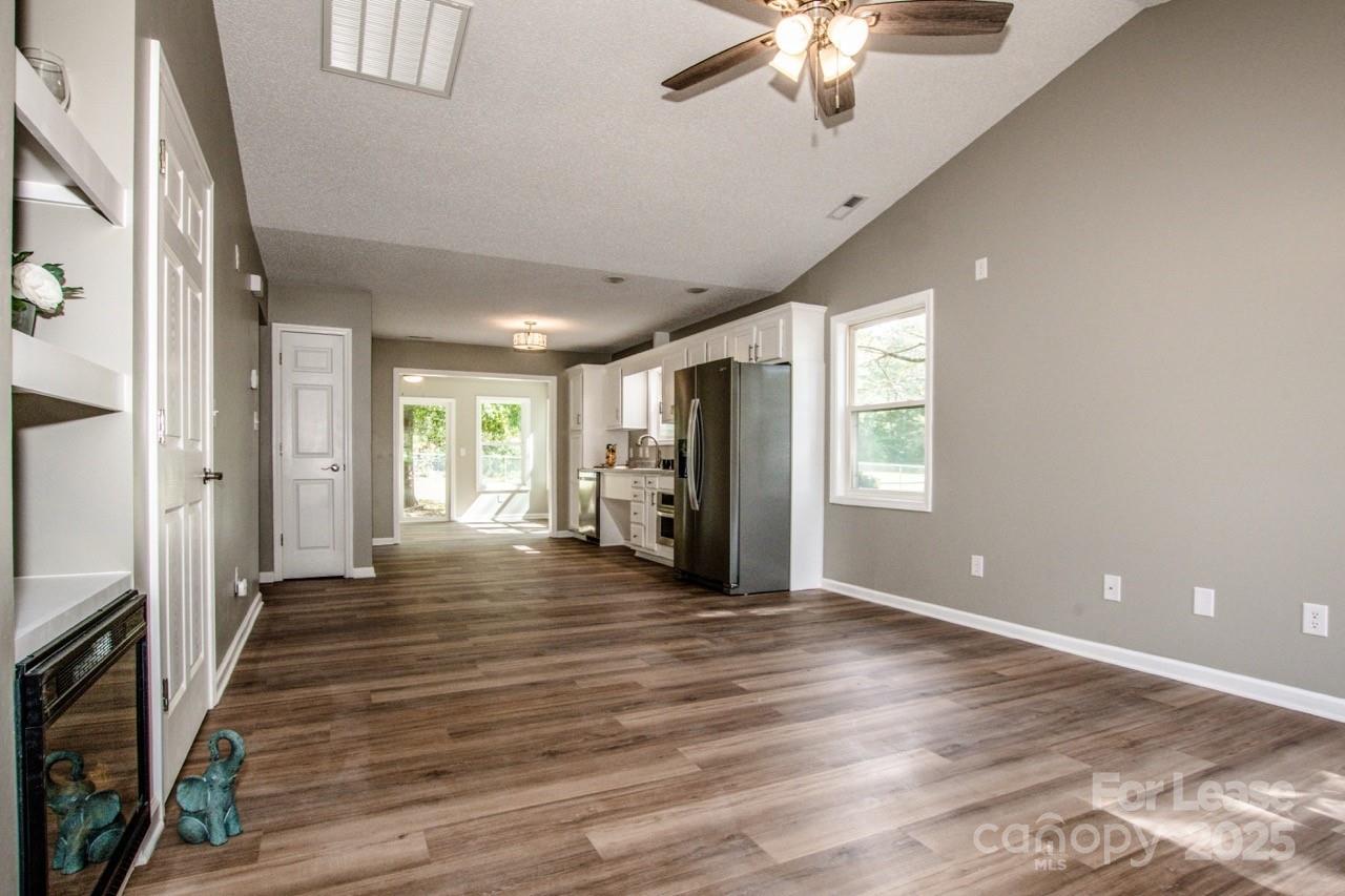 181 Isle Of Pines Road 181 Property Photo 1