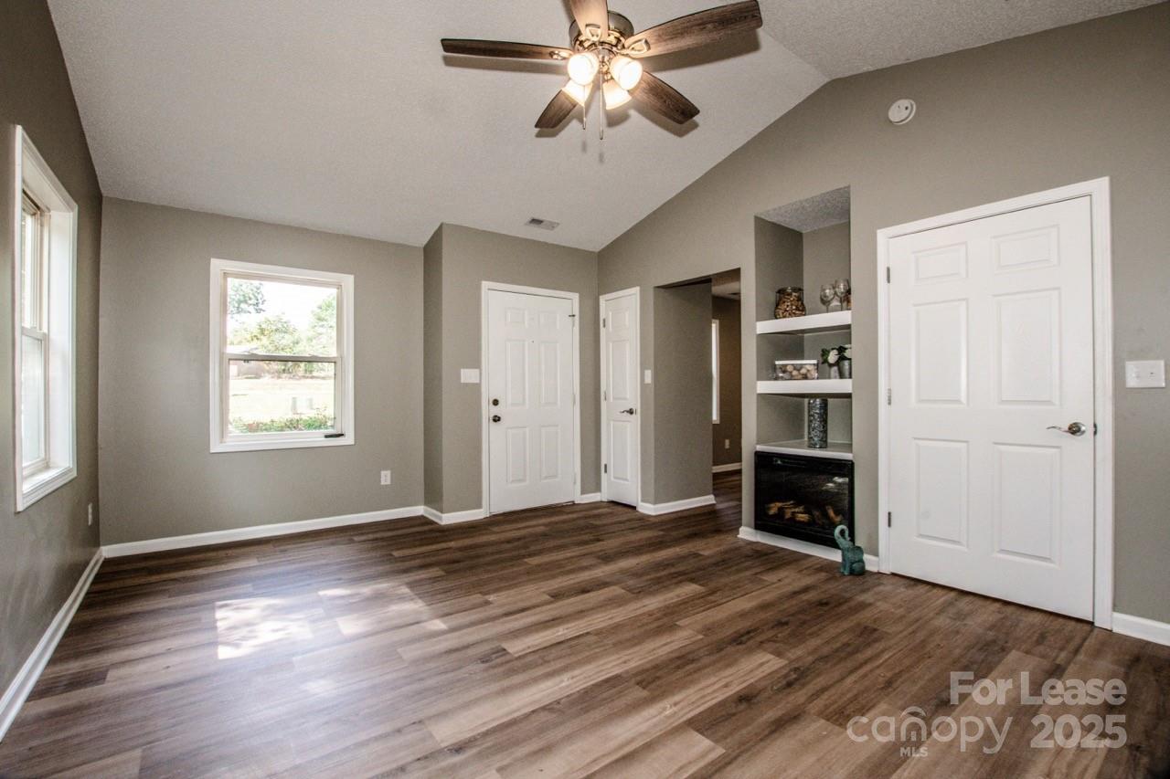 181 Isle Of Pines Road 181 Property Photo 4