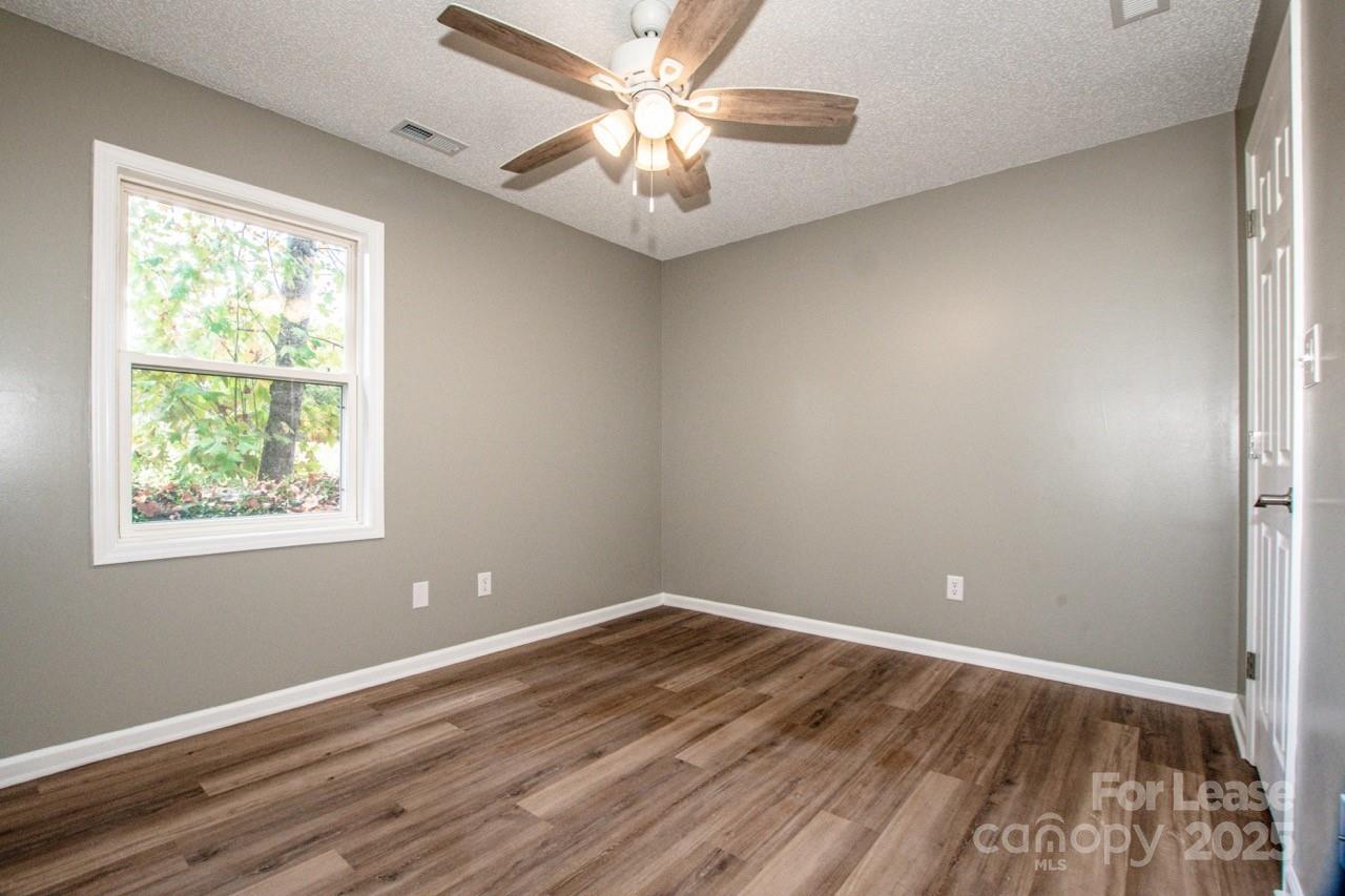 181 Isle Of Pines Road 181 Property Photo 11