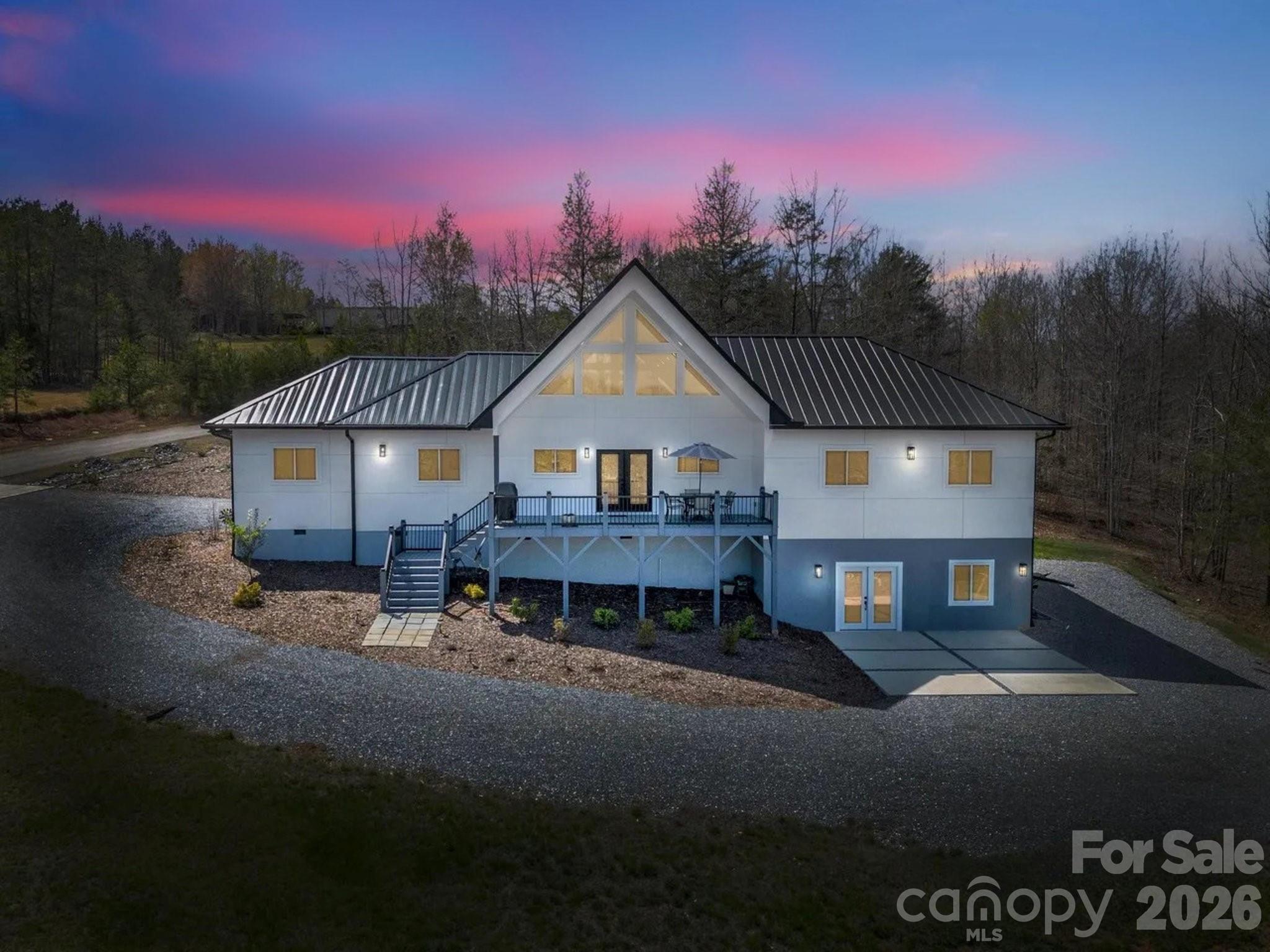 456 Hickory Loop Property Photo 2