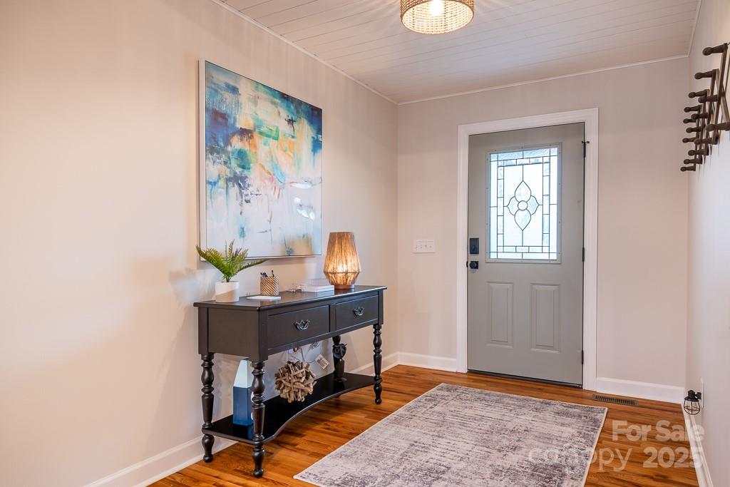 242 Waddell Road Property Photo 9